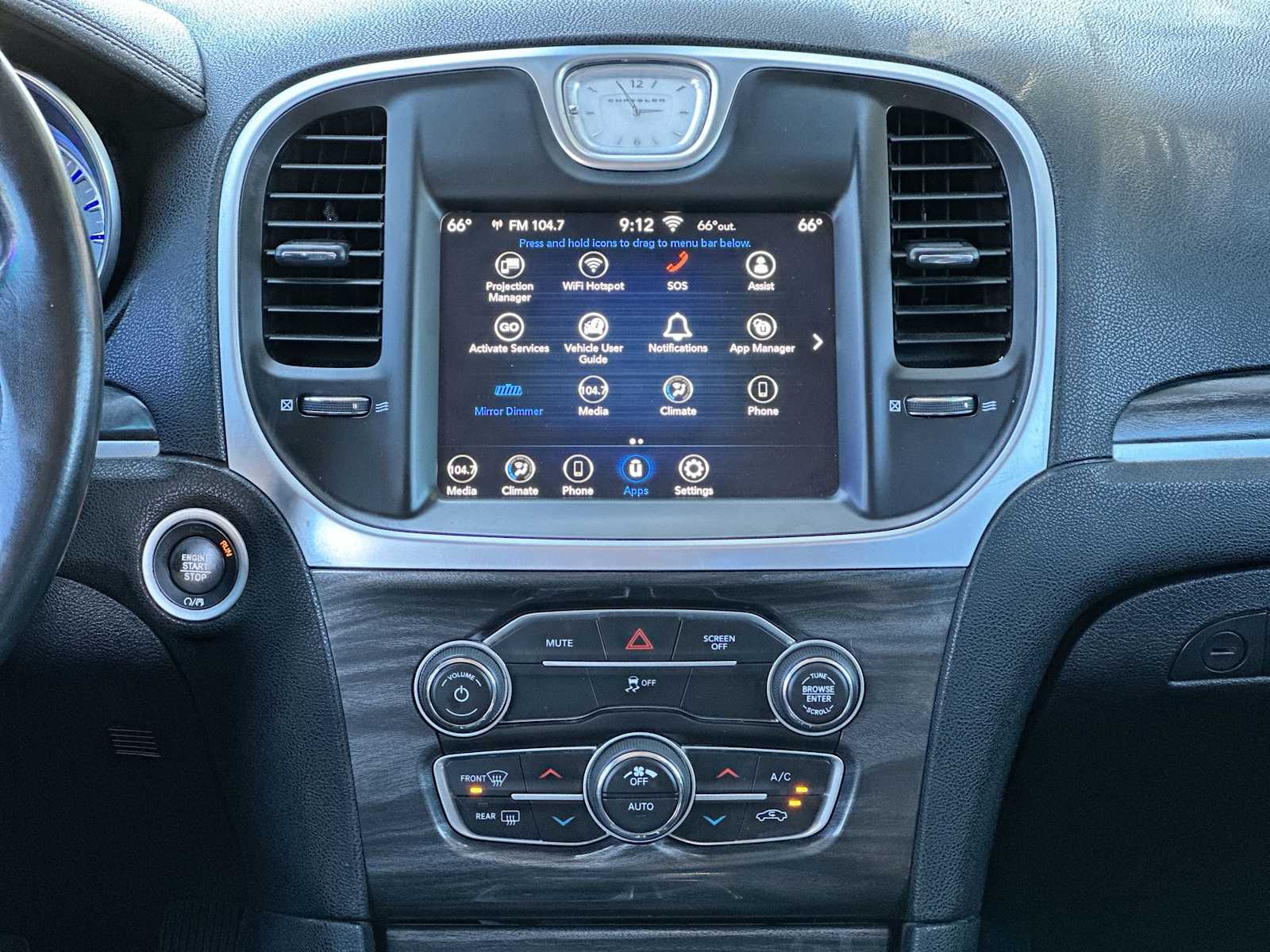 Thumbnail: 2020 Chrysler 300 - 26