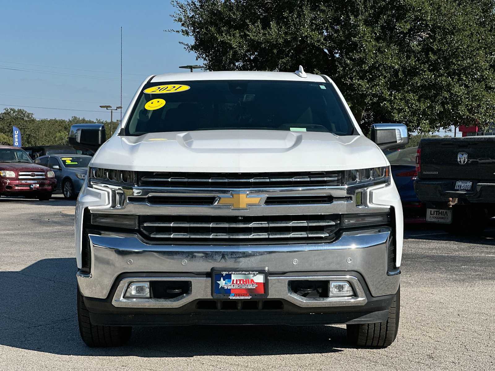 Thumbnail: 2021 Chevrolet Silverado 1500 - 10