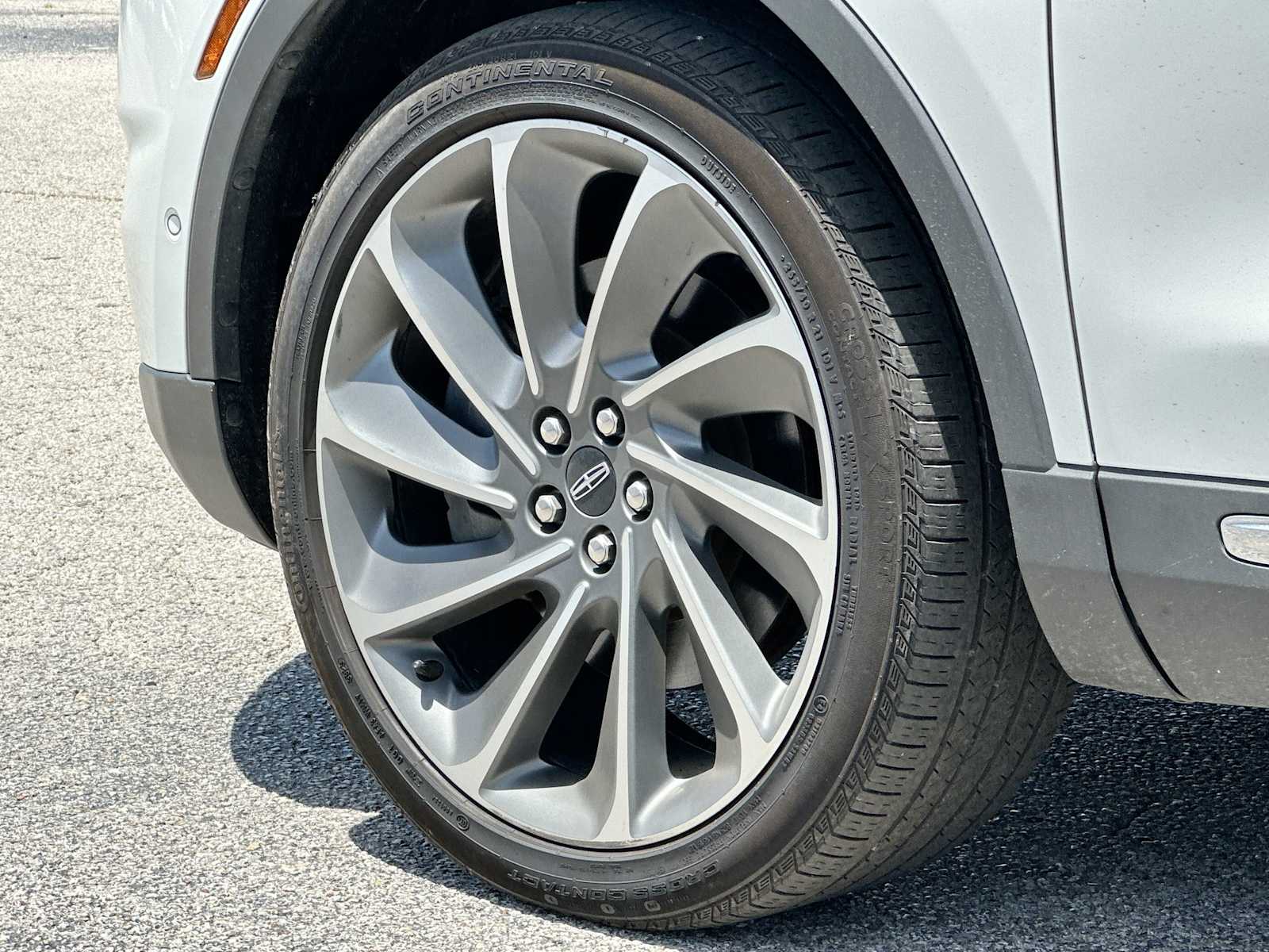 Thumbnail: 2022 Lincoln Nautilus - 11