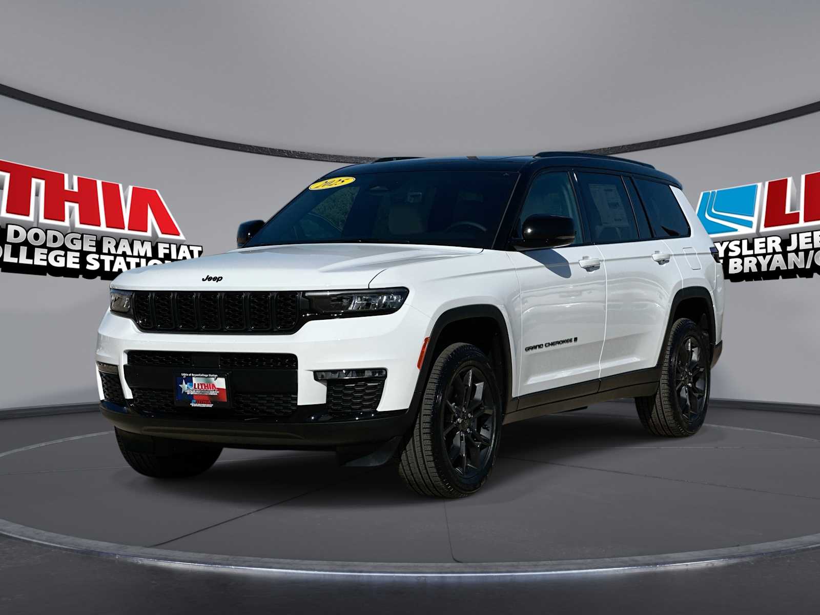 Thumbnail: 2025 Jeep Grand Cherokee - 1