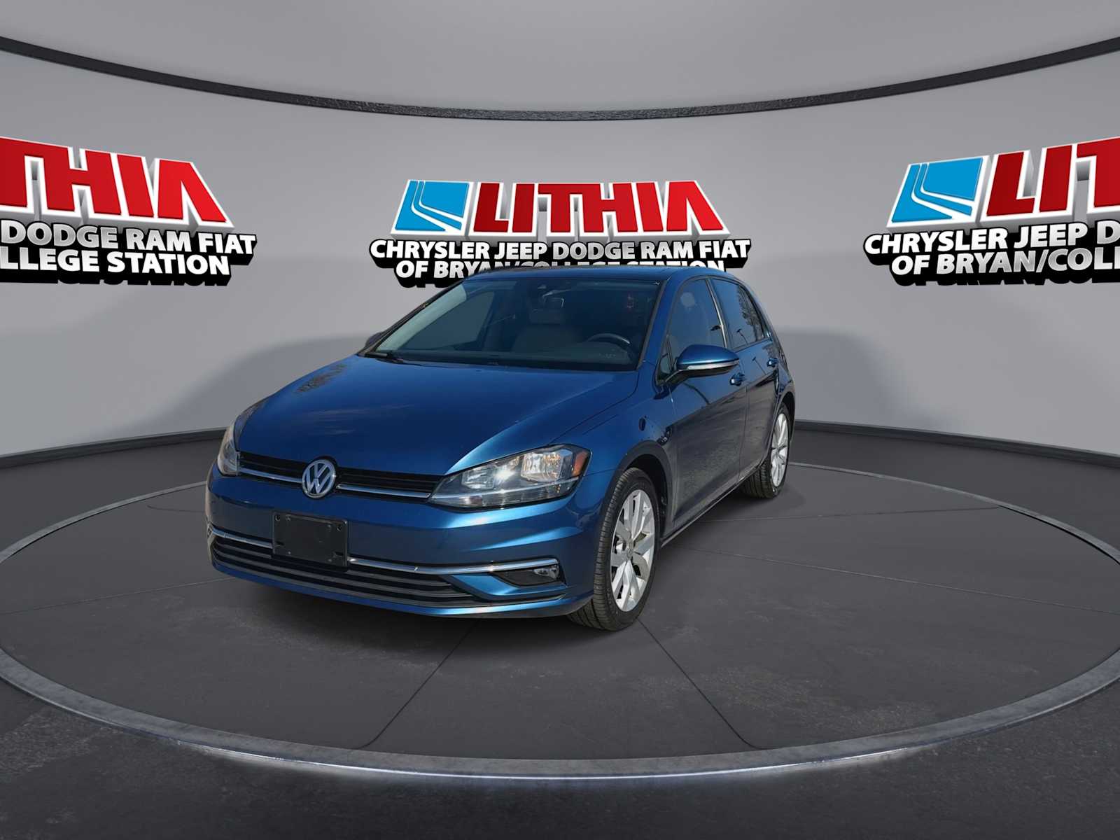 Thumbnail: 2019 Volkswagen Golf - 3