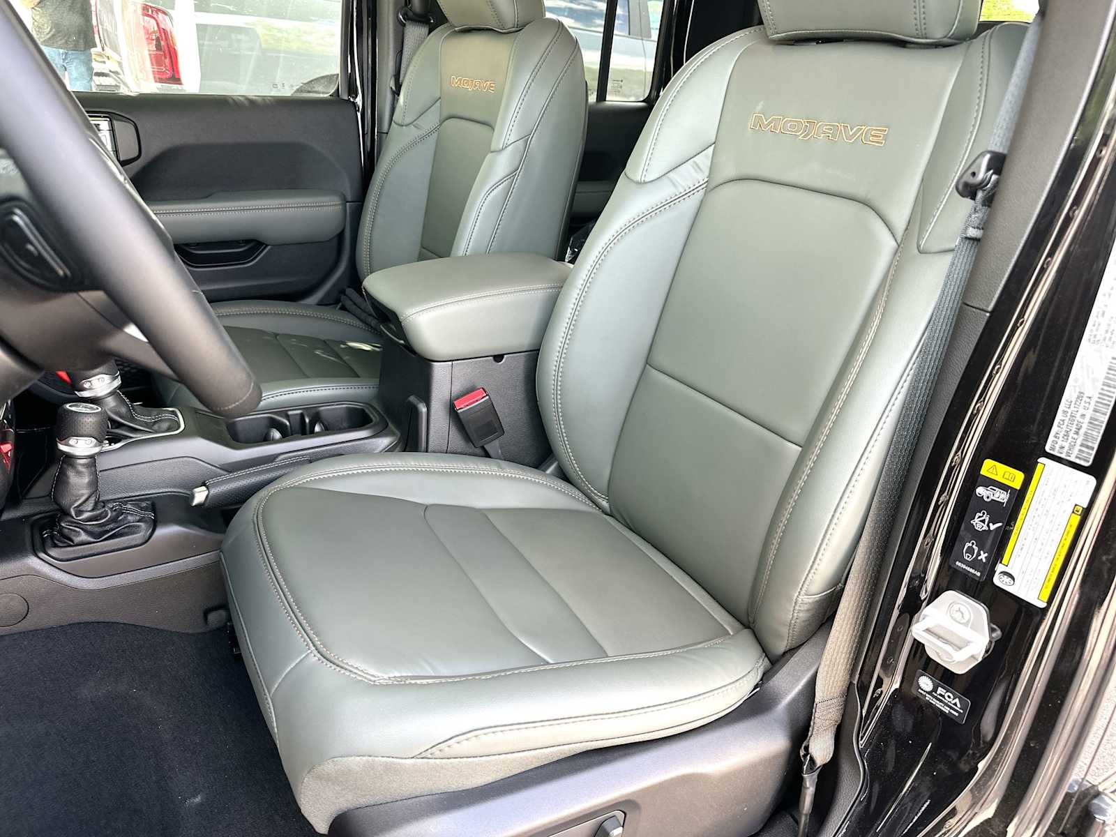 Thumbnail: 2026 Jeep Gladiator - 17