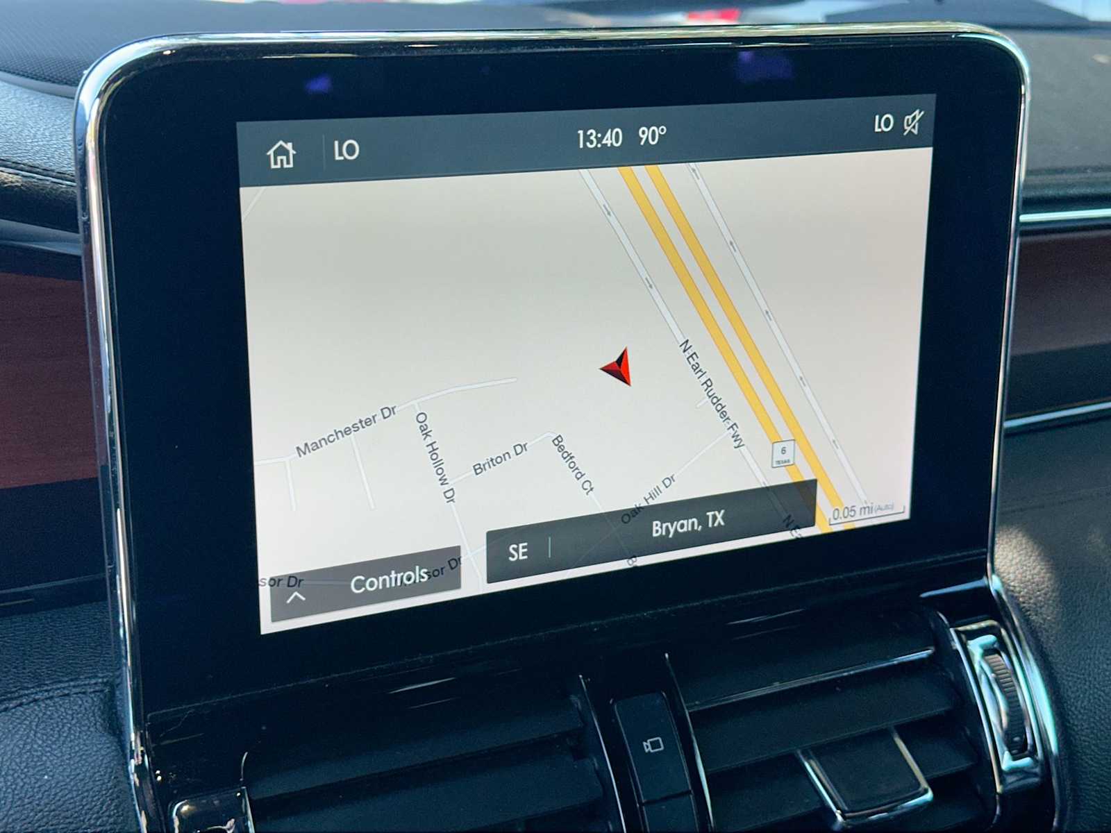 Thumbnail: 2020 Lincoln Navigator L - 20