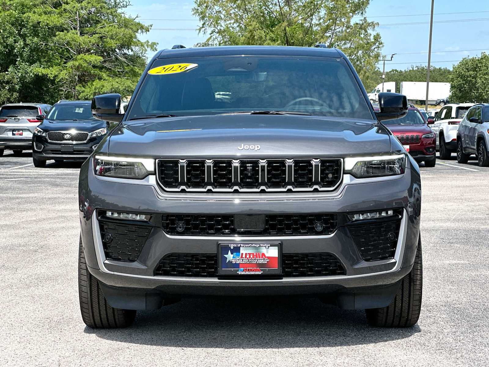 Thumbnail: 2026 Jeep Grand Cherokee - 10