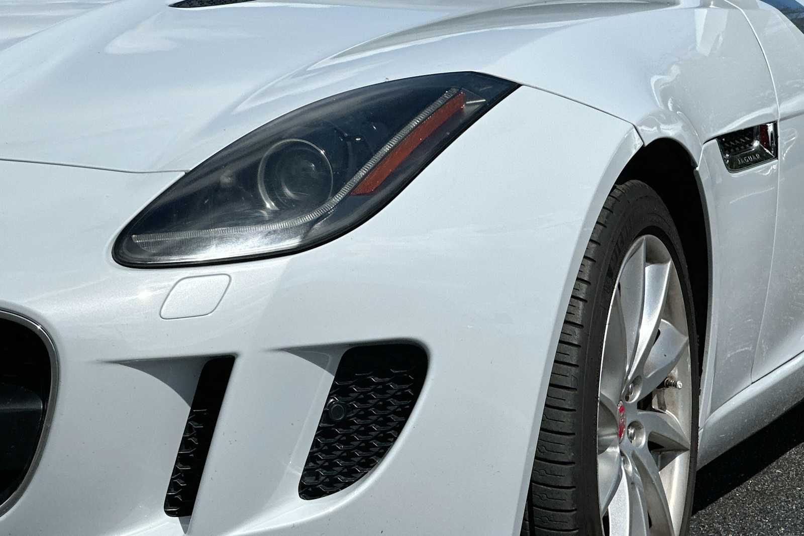 Thumbnail: 2017 Jaguar F-Type - 16