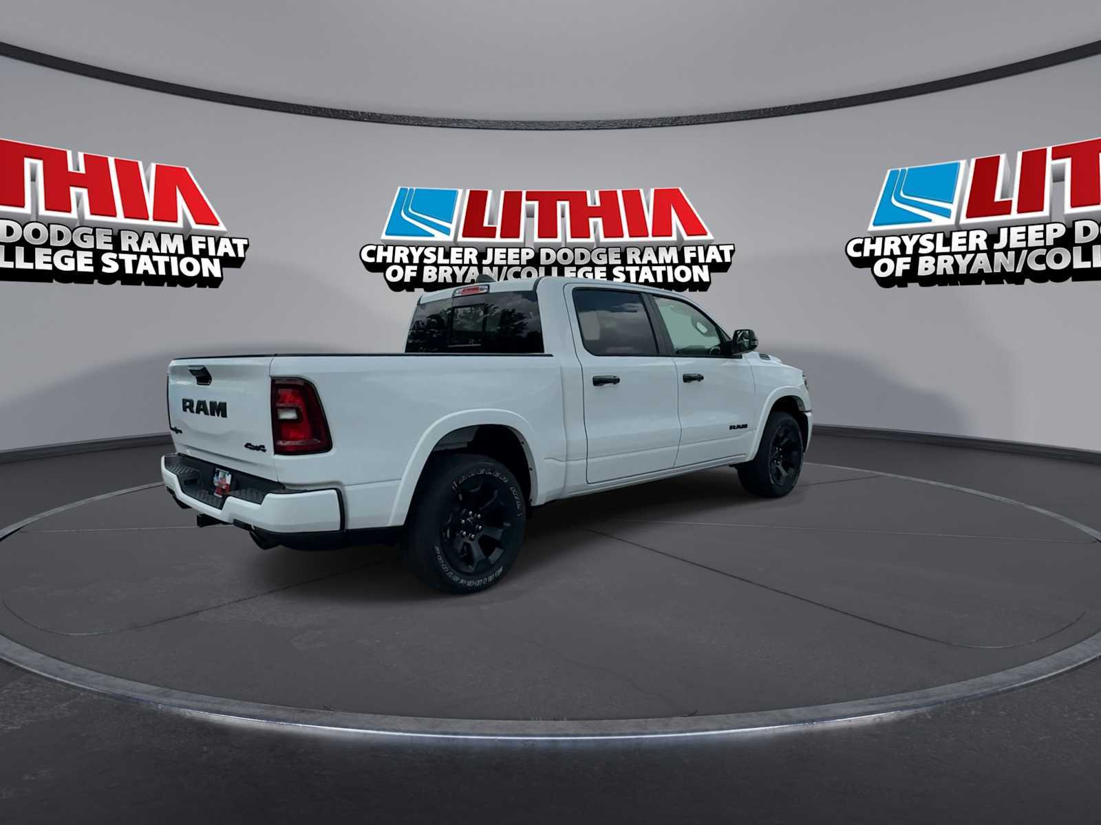 Thumbnail: 2026 RAM 1500 - 8