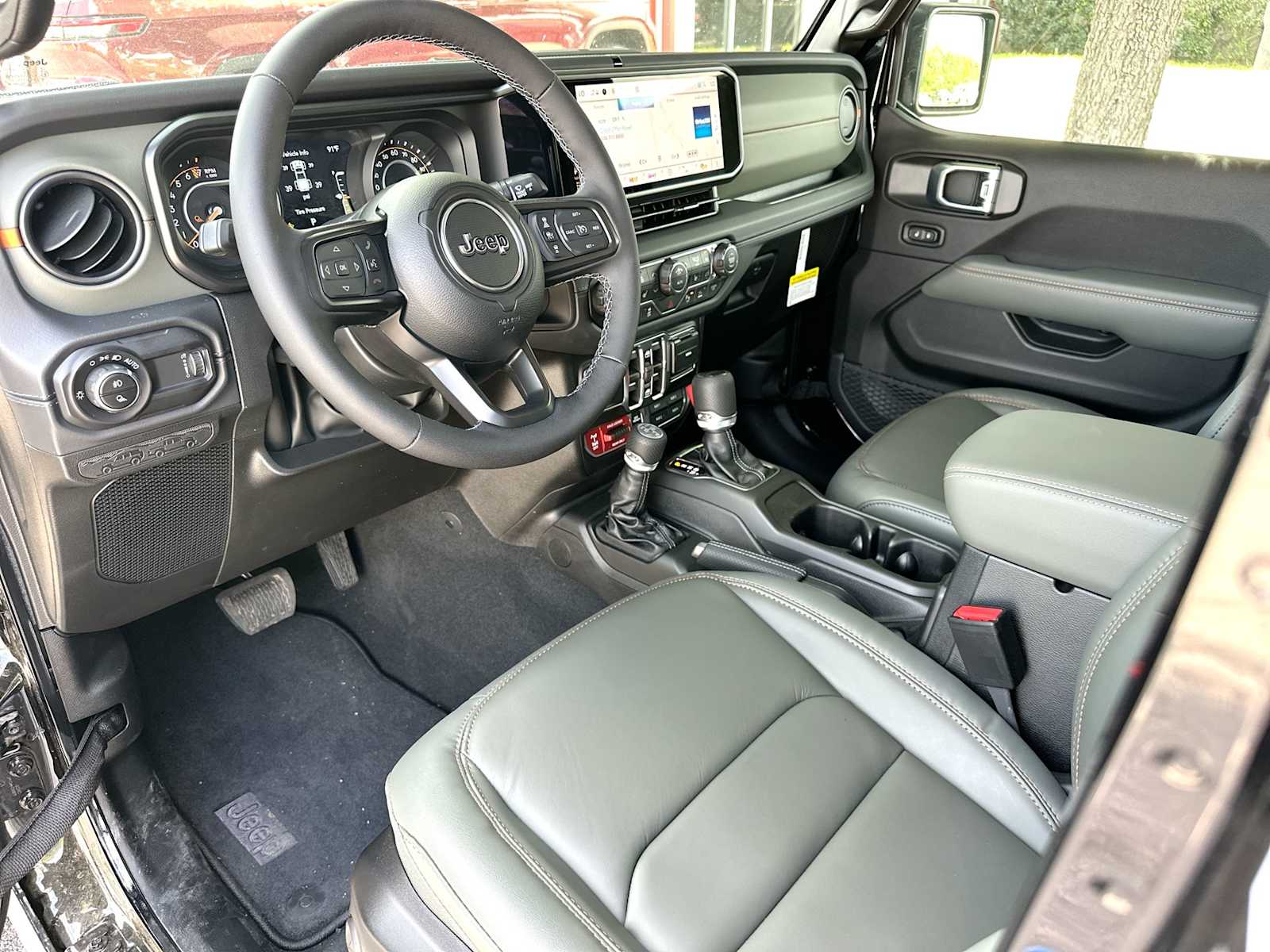 Thumbnail: 2026 Jeep Gladiator - 18