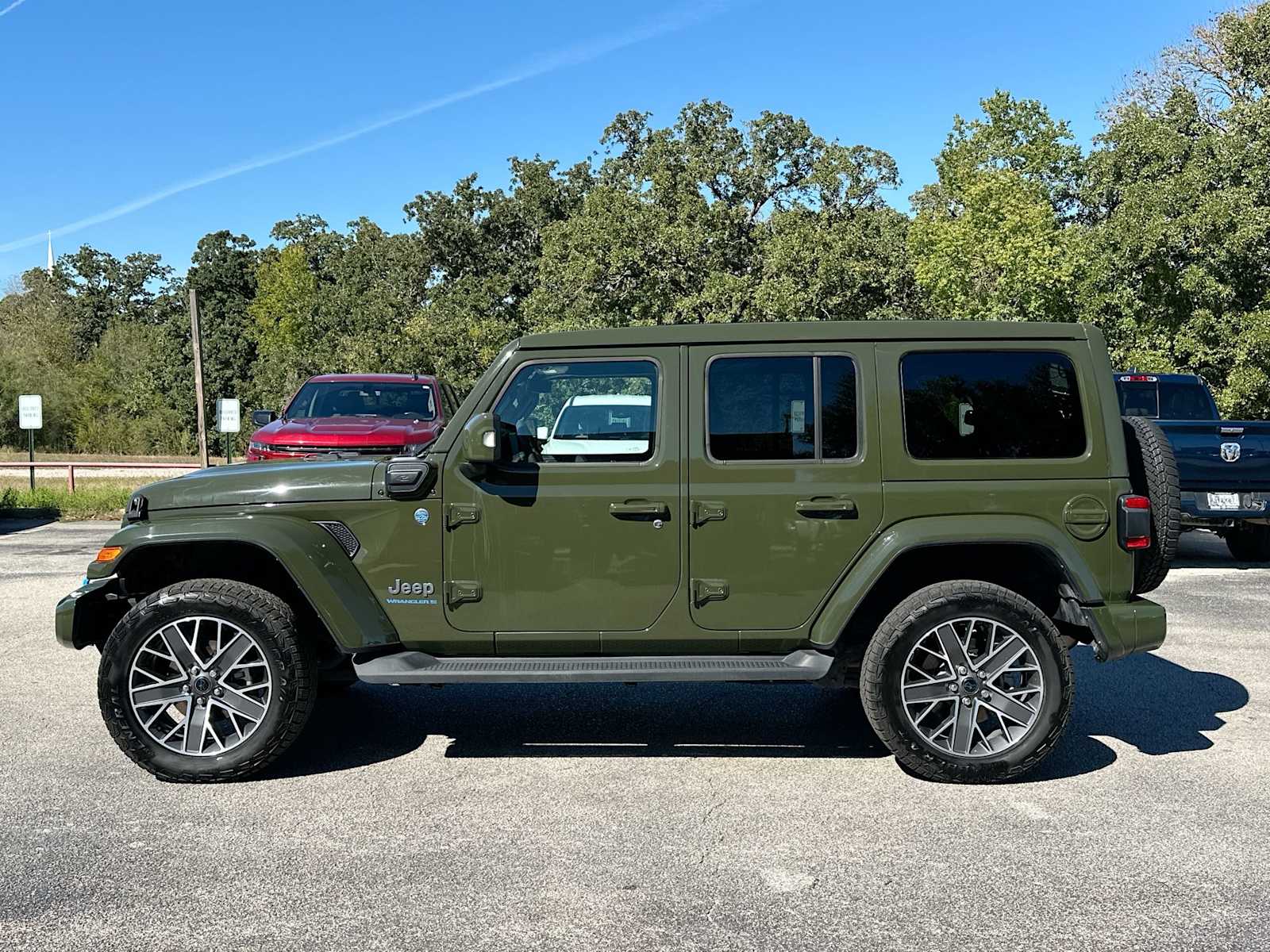 Thumbnail: 2024 Jeep Wrangler - 12