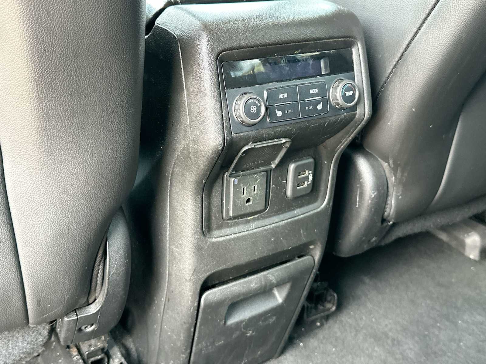 Thumbnail: 2019 GMC Acadia - 28