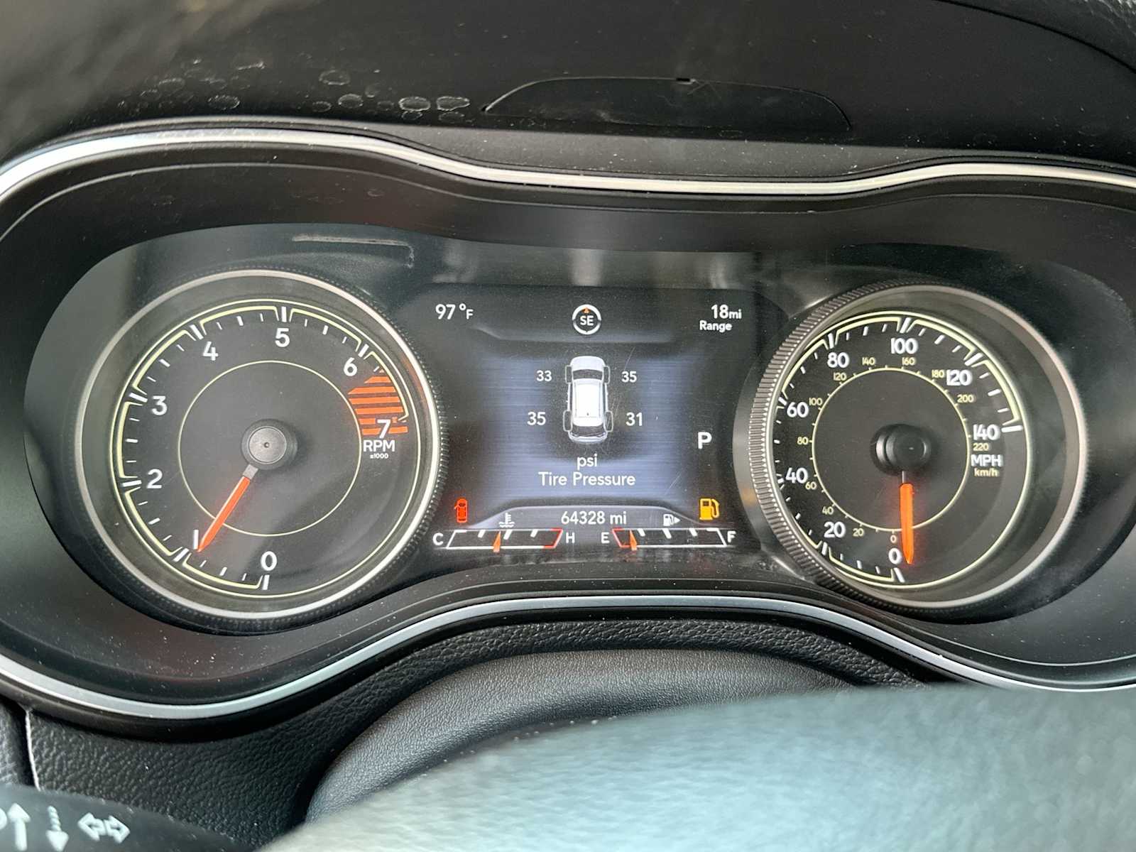 Thumbnail: 2023 Jeep Cherokee - 19