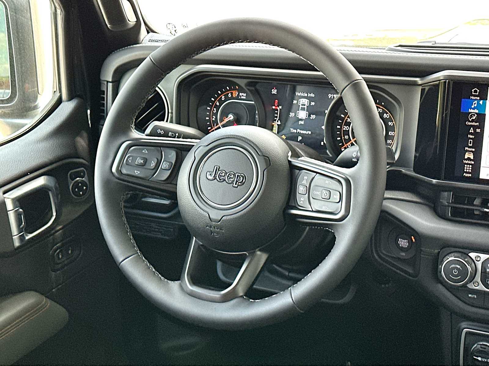 Thumbnail: 2026 Jeep Gladiator - 27