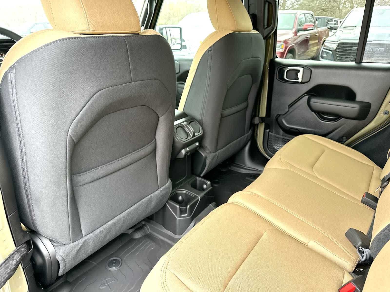 Thumbnail: 2026 Jeep Wrangler - 24