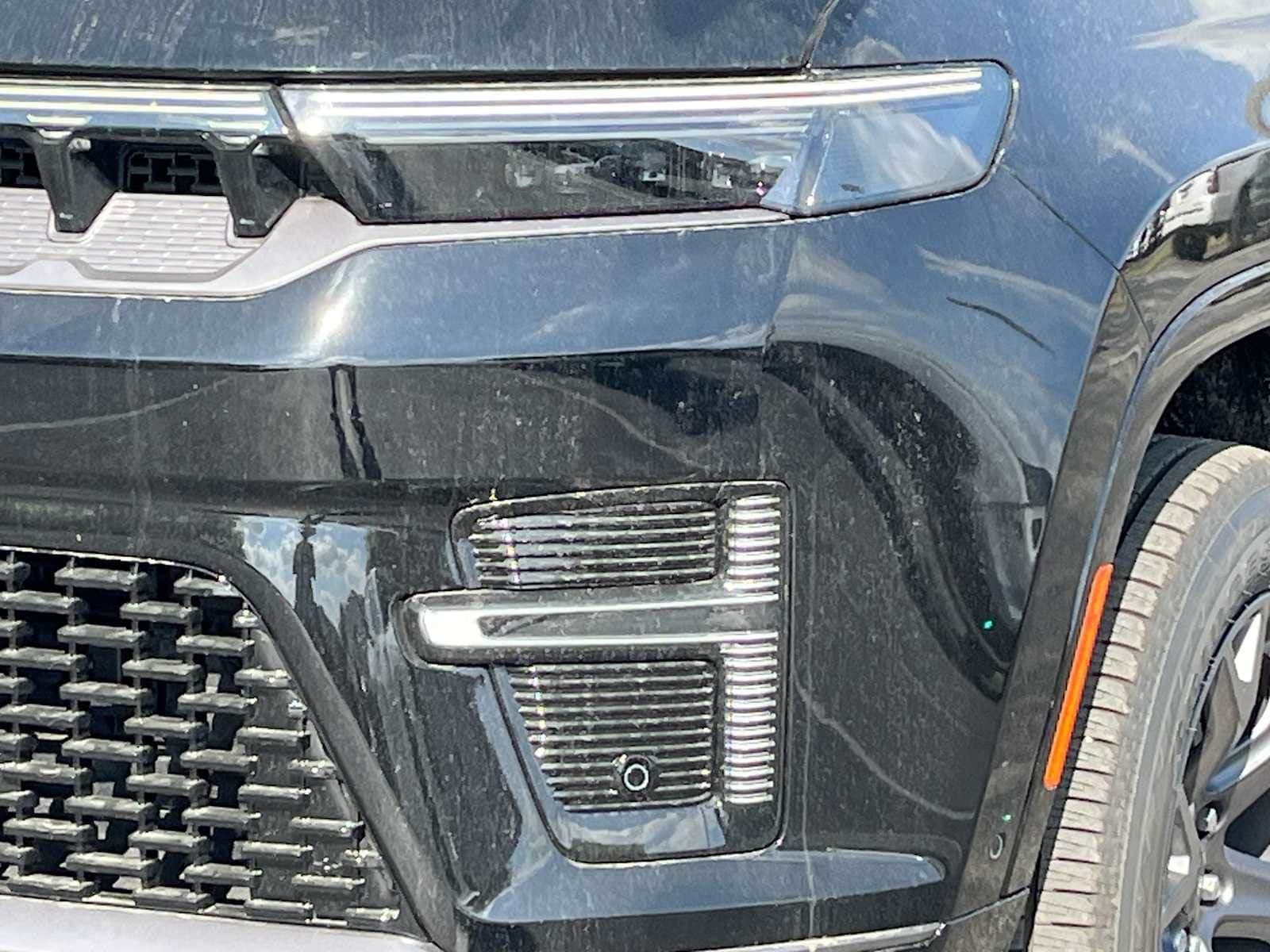 2026 Jeep Grand Wagoneer L Limited Altitude - Photo 16