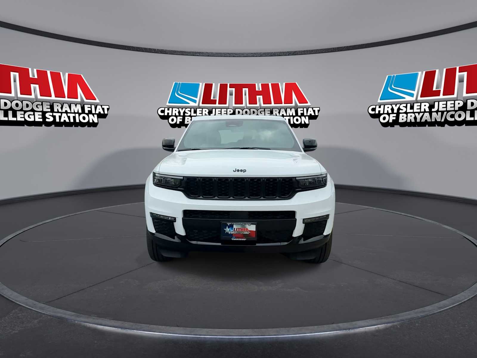 Thumbnail: 2025 Jeep Grand Cherokee - 3