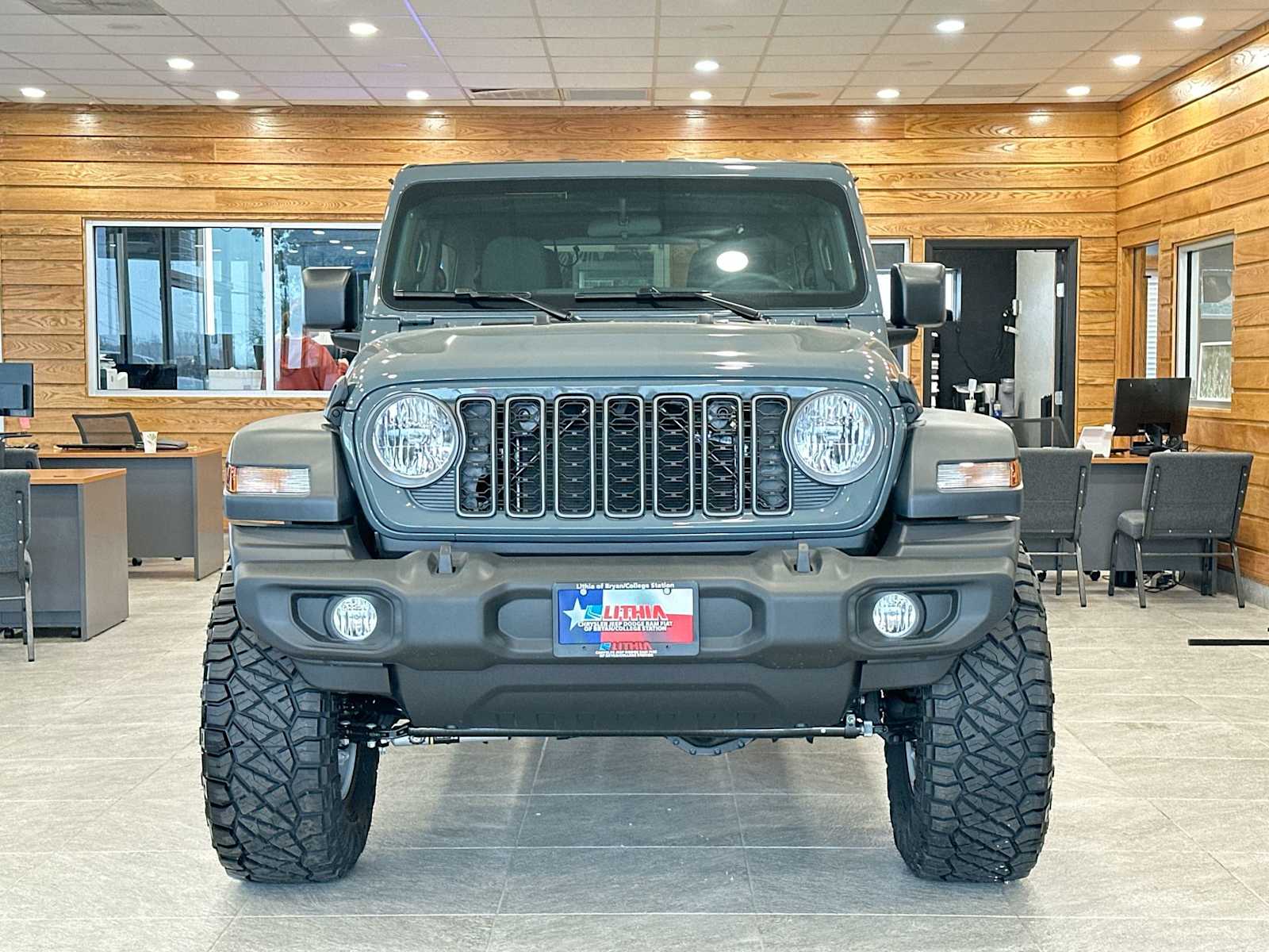 Thumbnail: 2026 Jeep Wrangler - 2