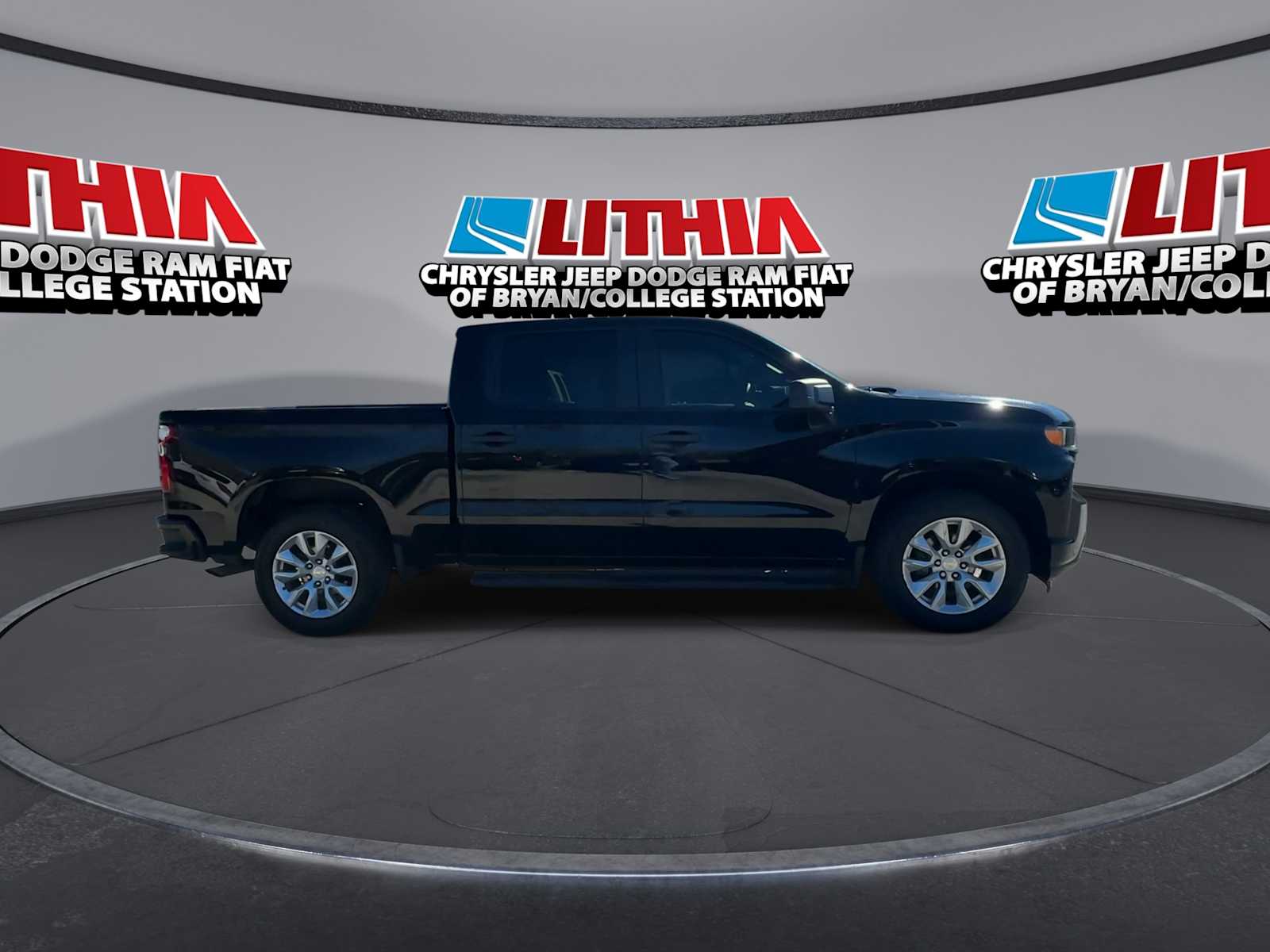 Thumbnail: 2021 Chevrolet Silverado 1500 - 9