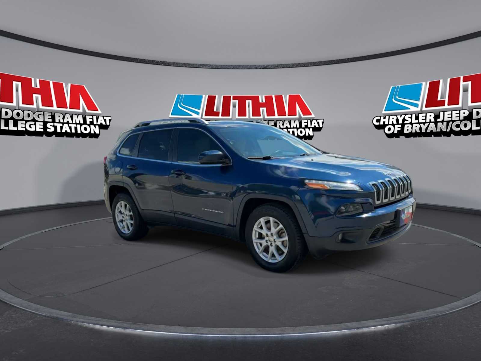 Used 2018 Jeep Cherokee Latitude with VIN 1C4PJLCB3JD531553 for sale in Bryan, TX