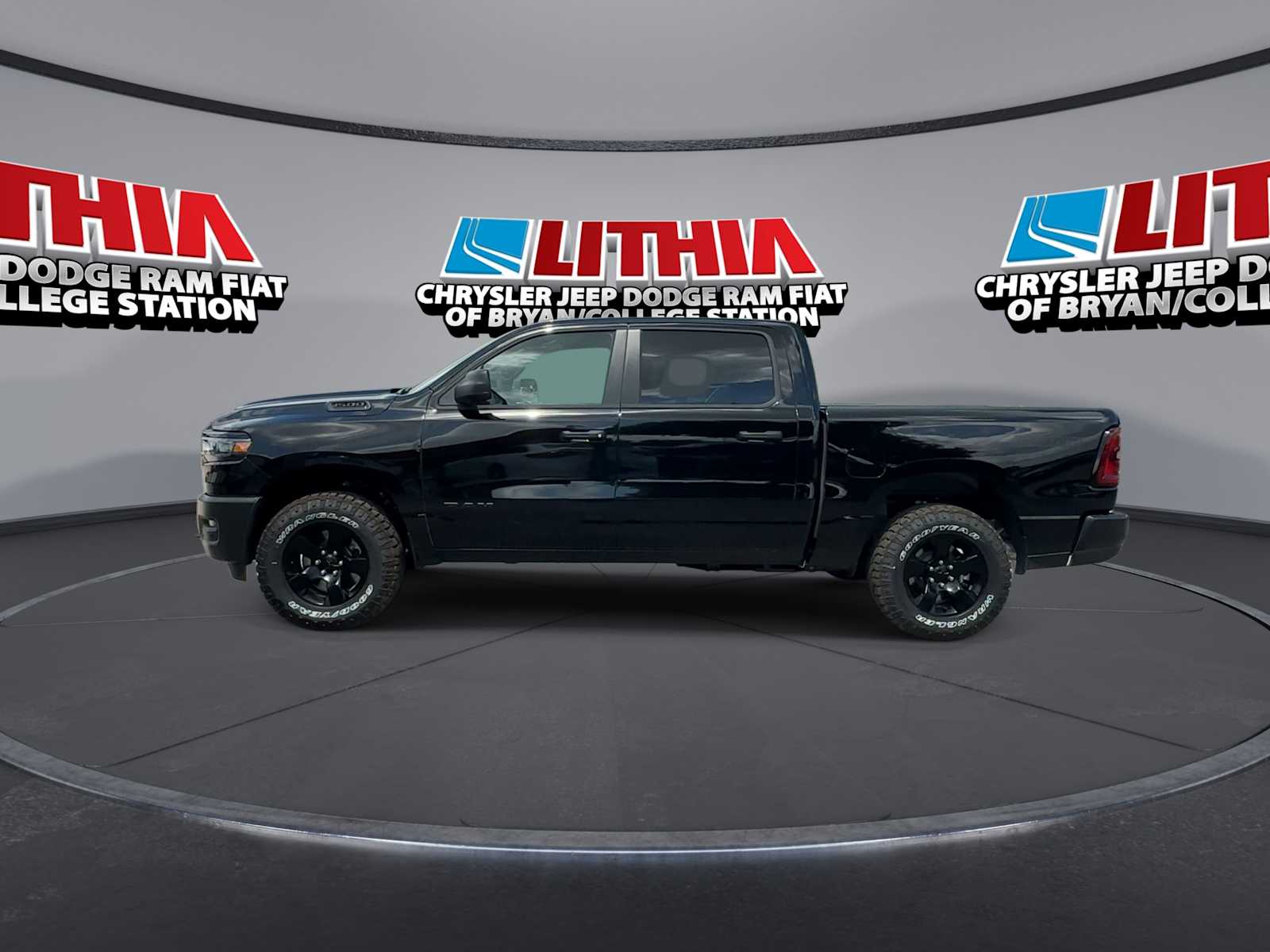 Thumbnail: 2026 RAM 1500 - 5