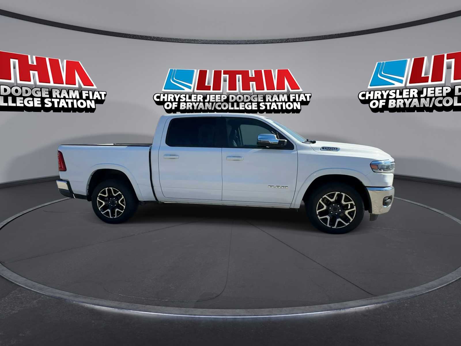 Thumbnail: 2025 RAM 1500 - 9