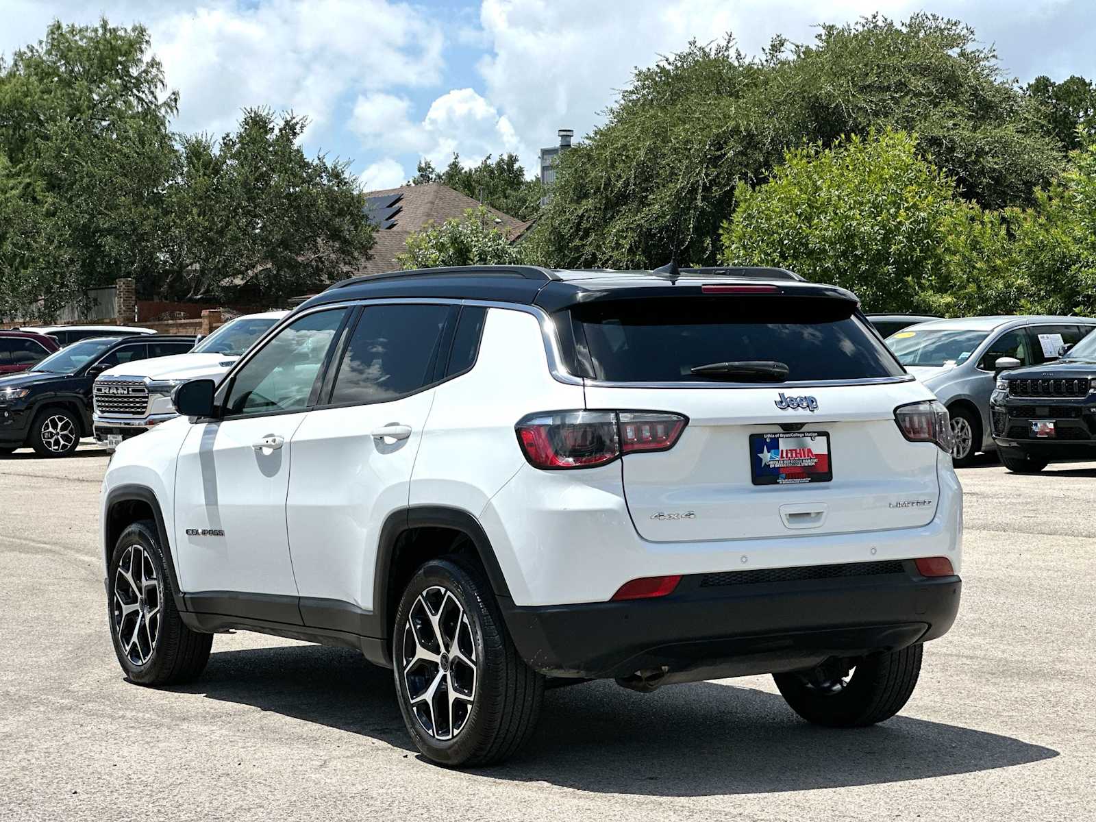 Thumbnail: 2025 Jeep Compass - 12