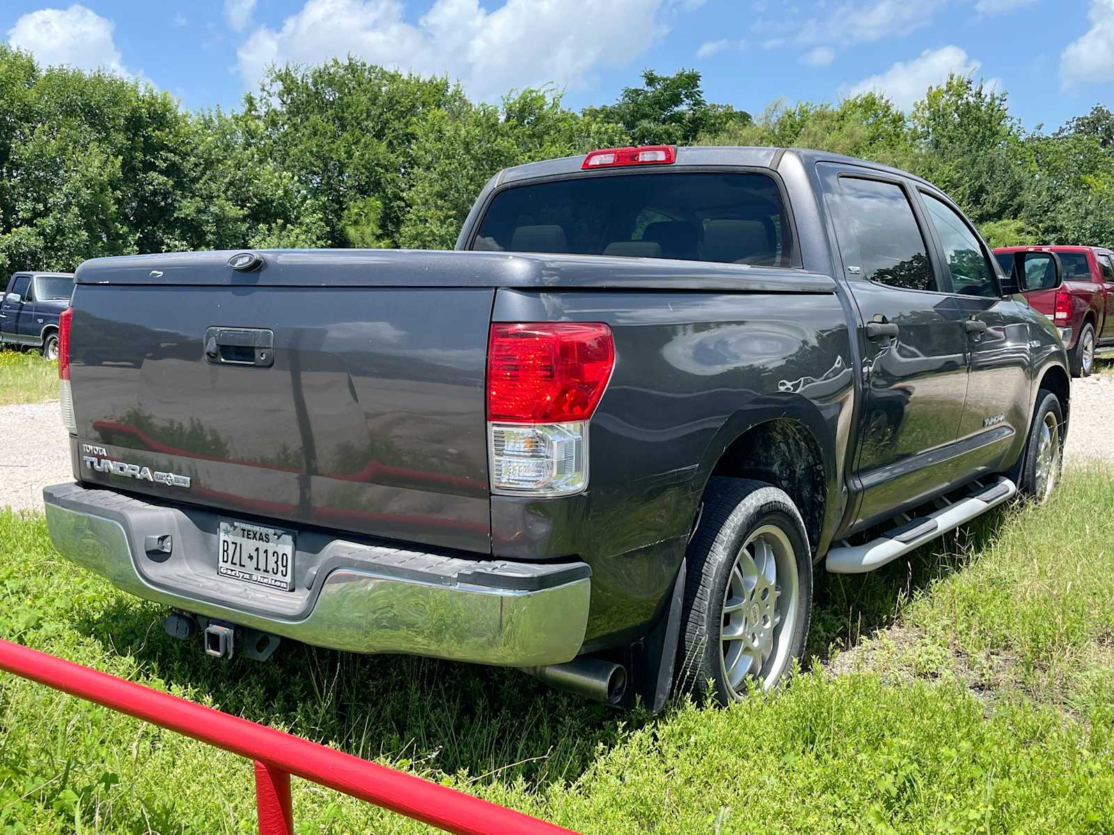 Thumbnail: 2011 Toyota Tundra - 3