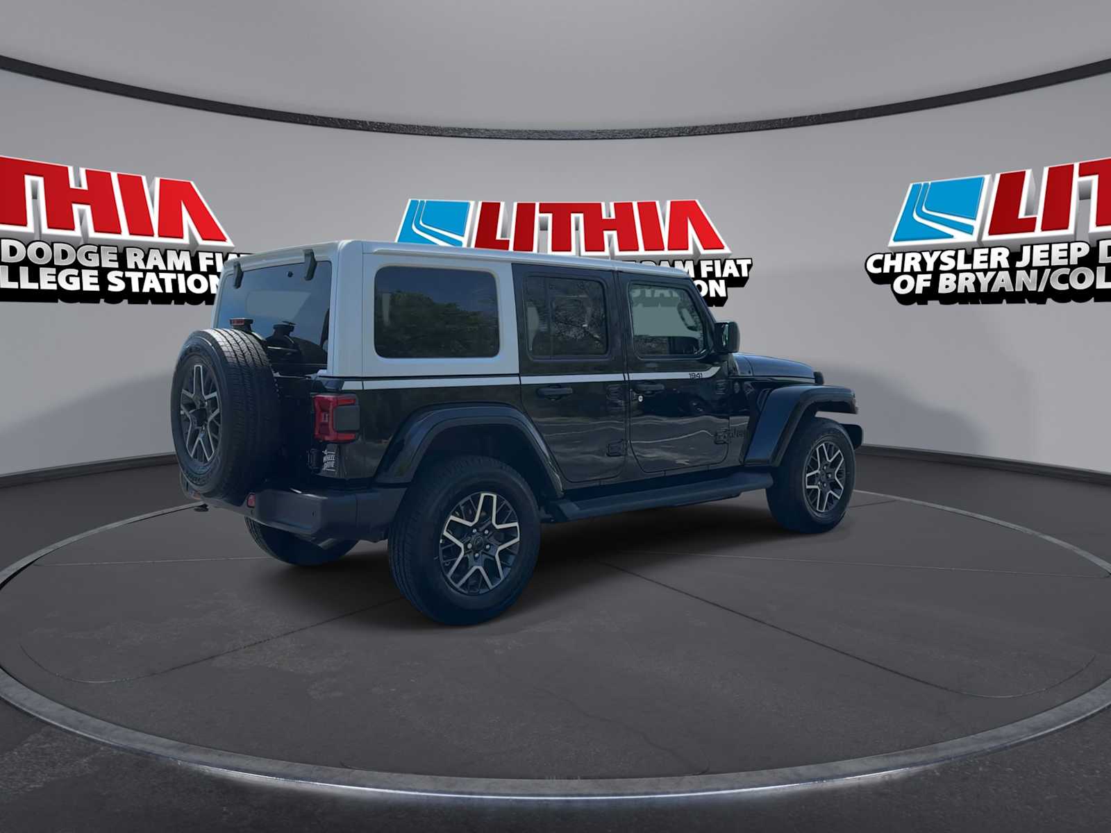 Thumbnail: 2026 Jeep Wrangler - 4