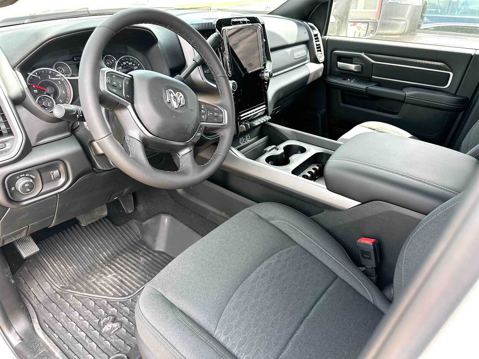 New 2026 Ram 2500 BIG HORN CREW CAB 4X4 Pickup