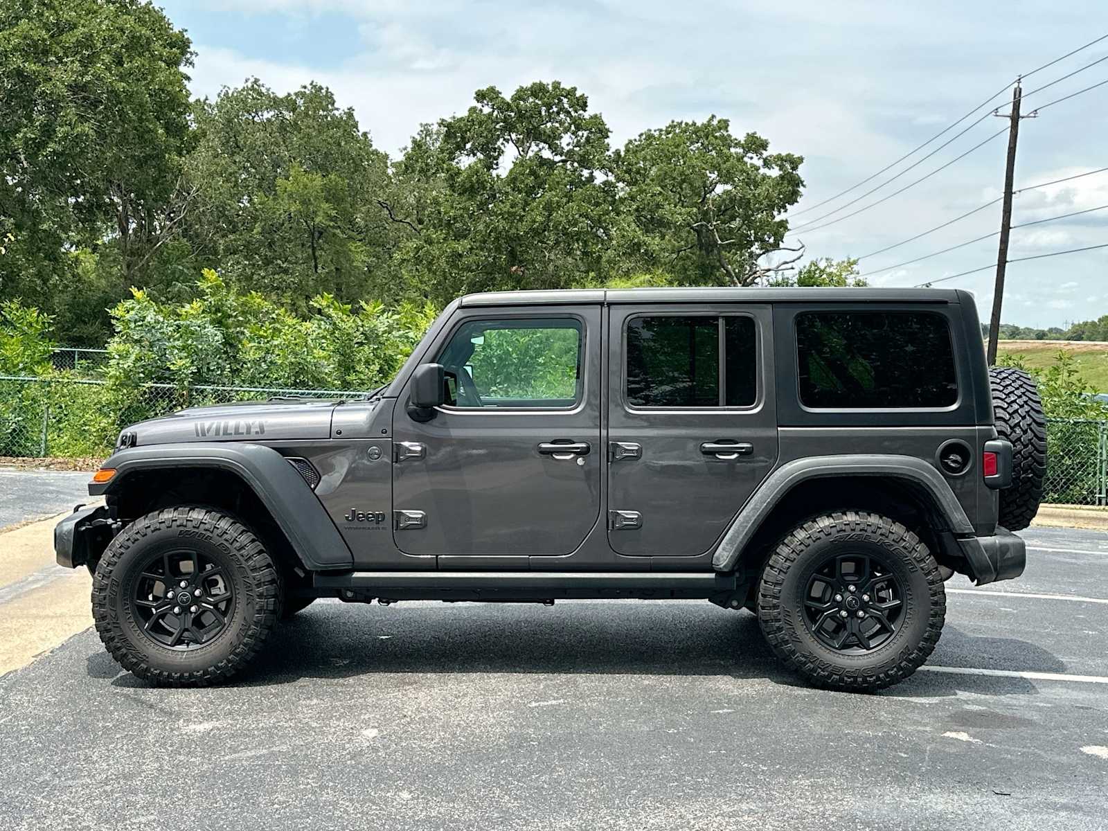 Thumbnail: 2025 Jeep Wrangler - 12