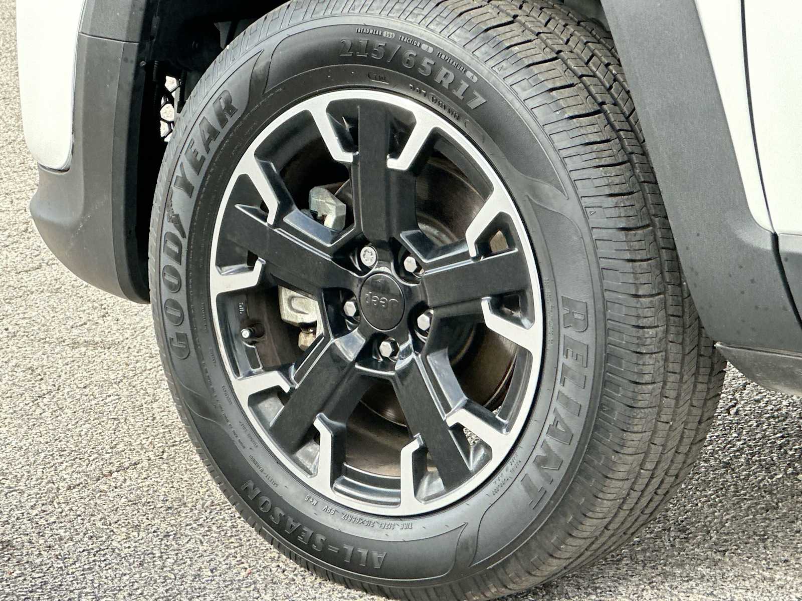 Thumbnail: 2023 Jeep Renegade - 11