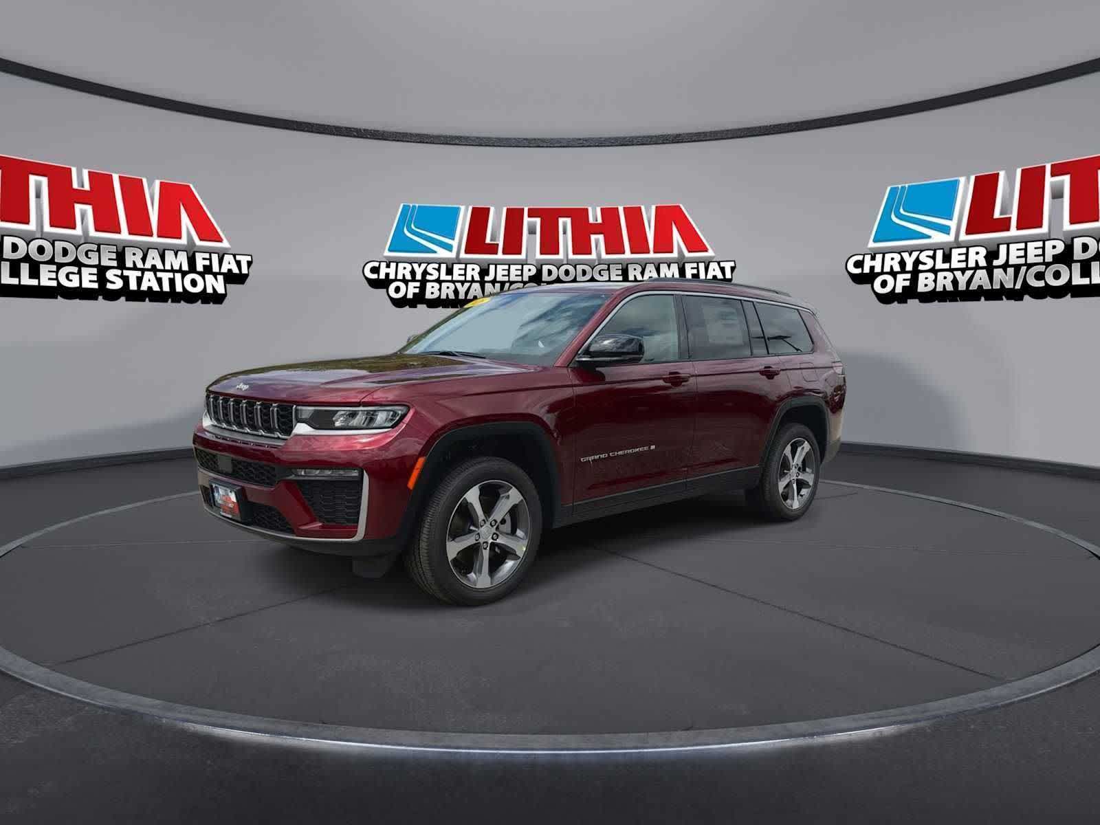 Thumbnail: 2026 Jeep Grand Cherokee - 4