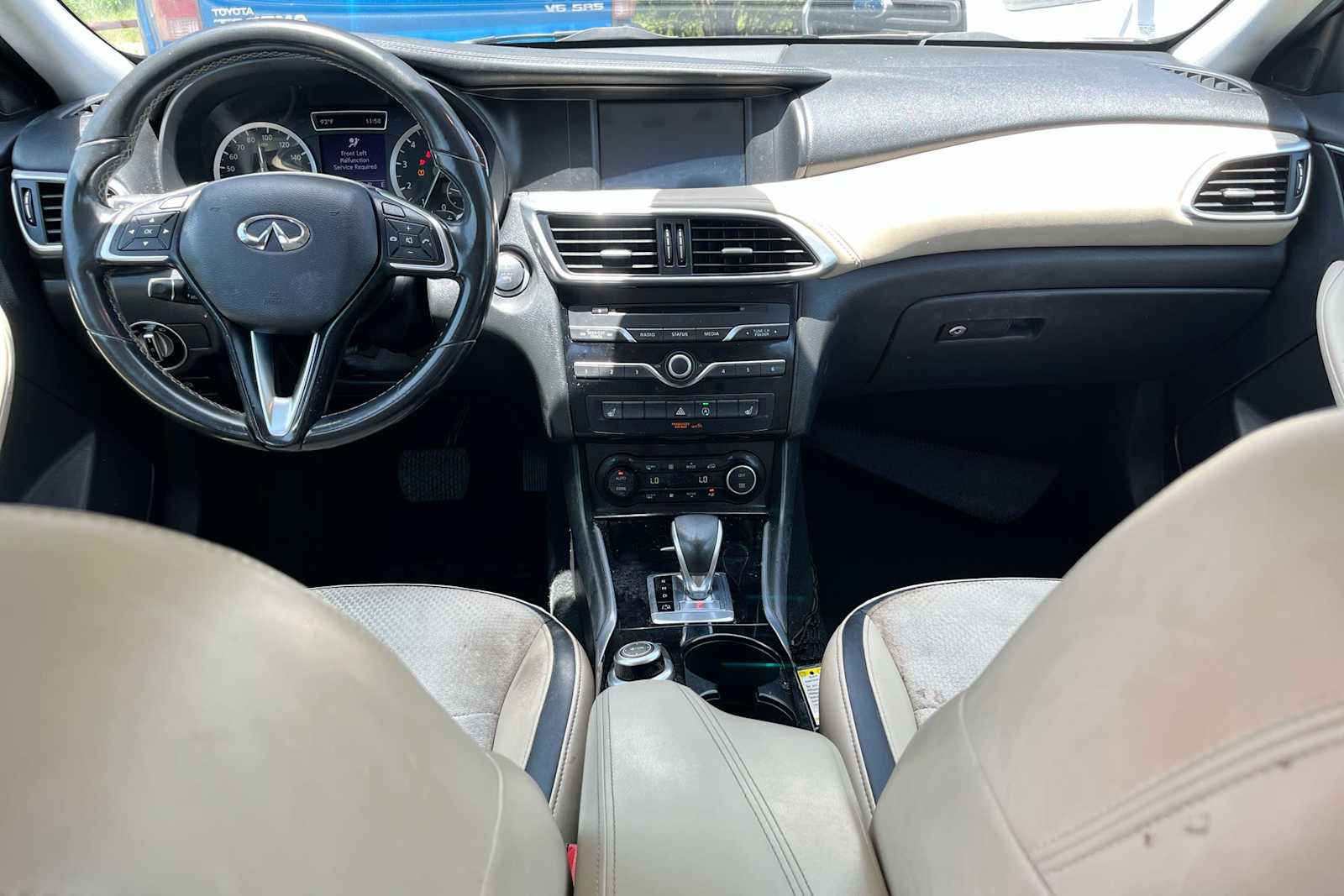 Thumbnail: 2019 INFINITI QX30 - 25