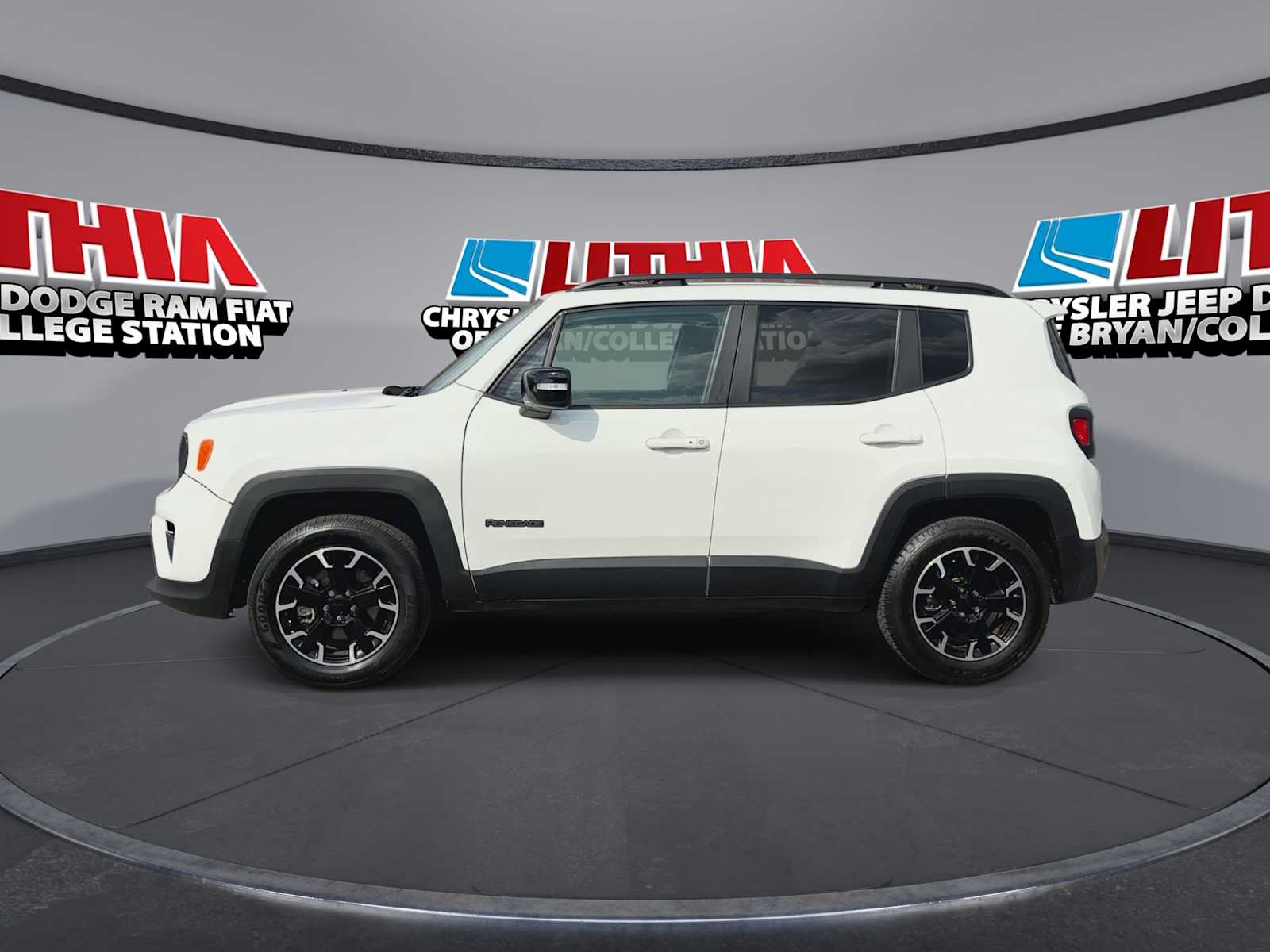 Thumbnail: 2023 Jeep Renegade - 5