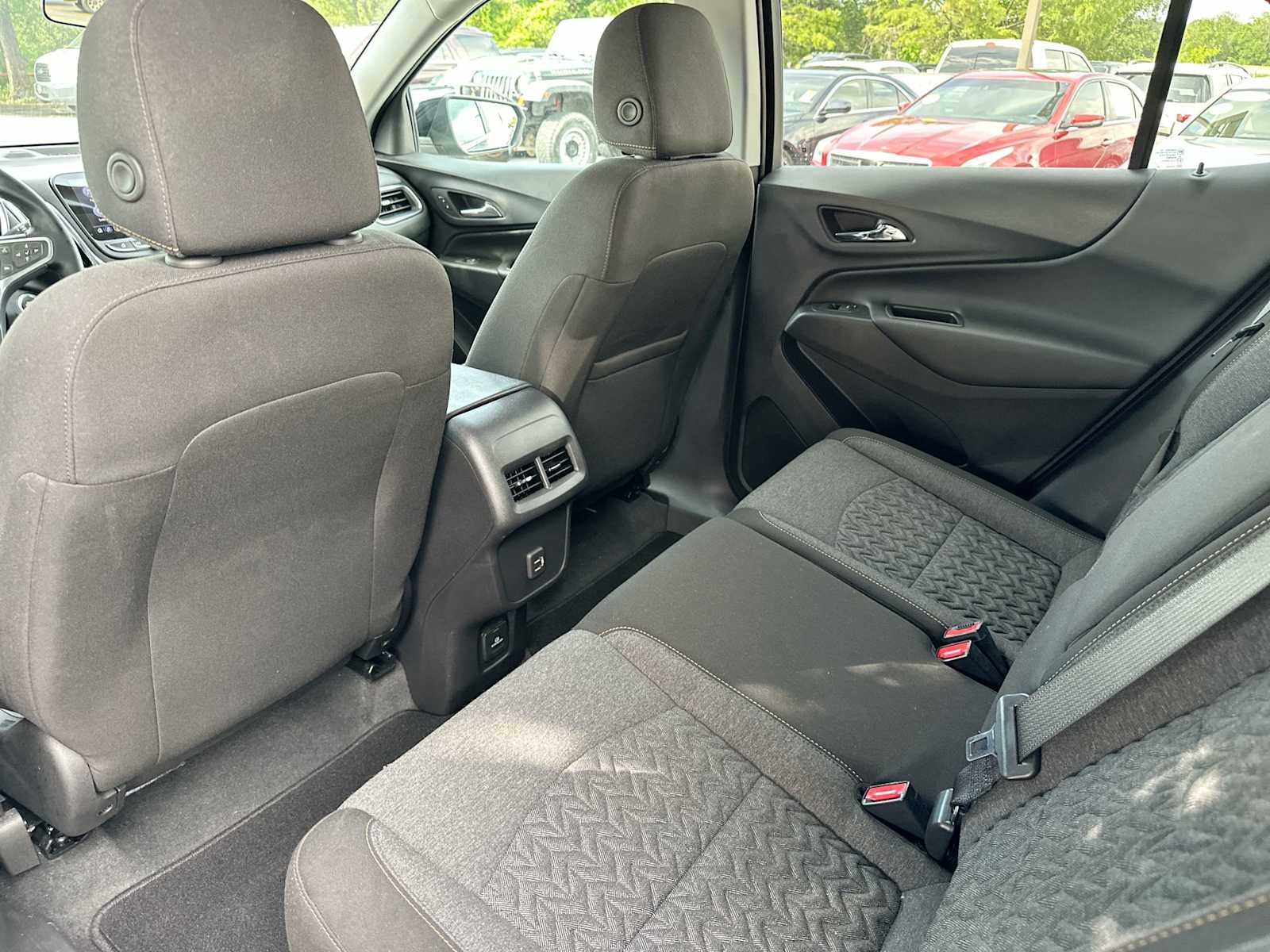 Thumbnail: 2023 Chevrolet Equinox - 24