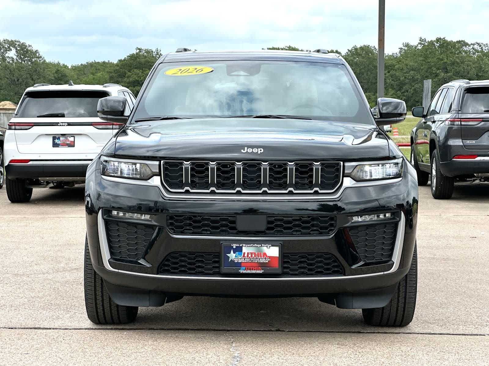Thumbnail: 2026 Jeep Grand Cherokee - 10