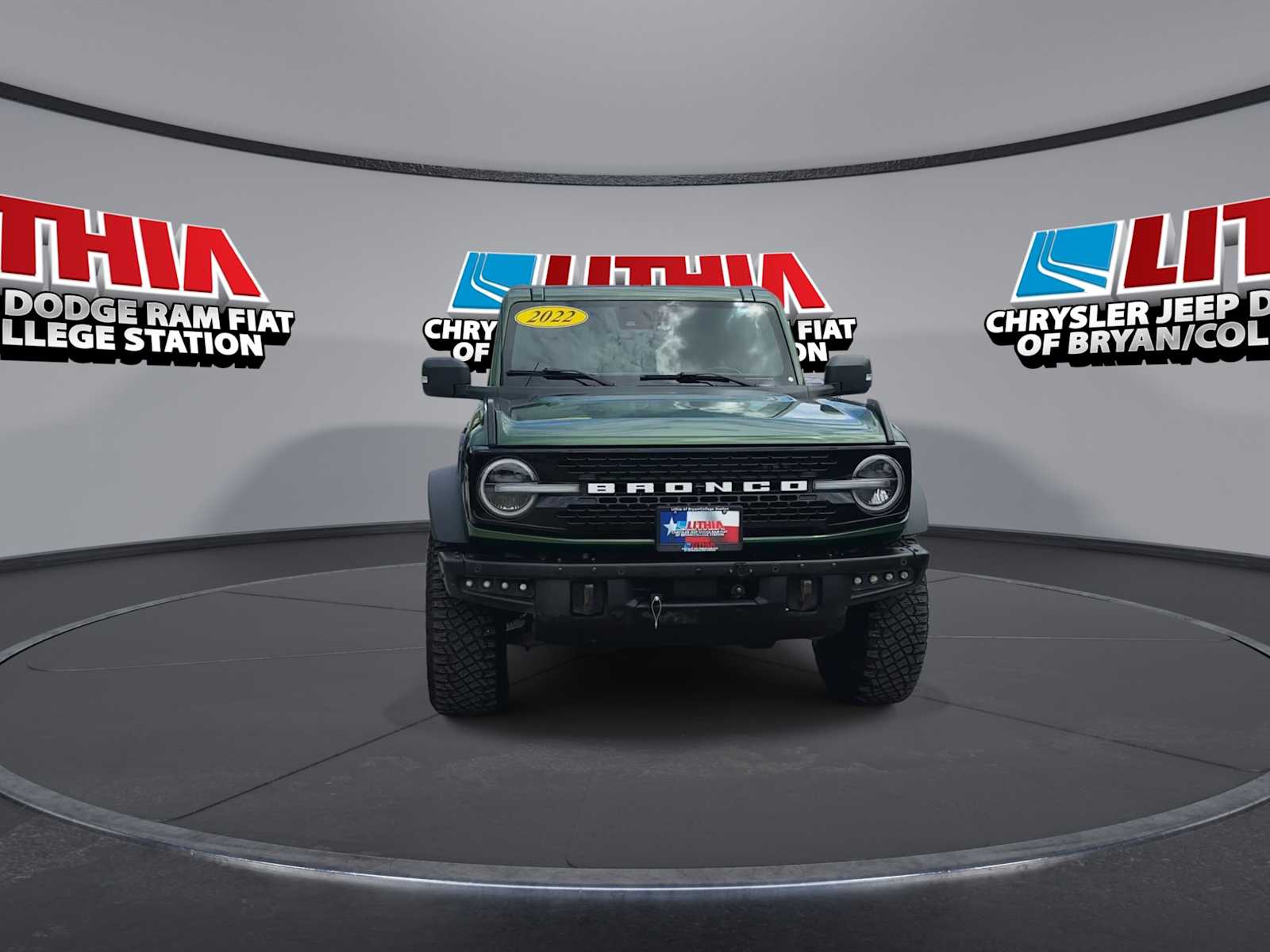 Thumbnail: 2022 Ford Bronco - 3