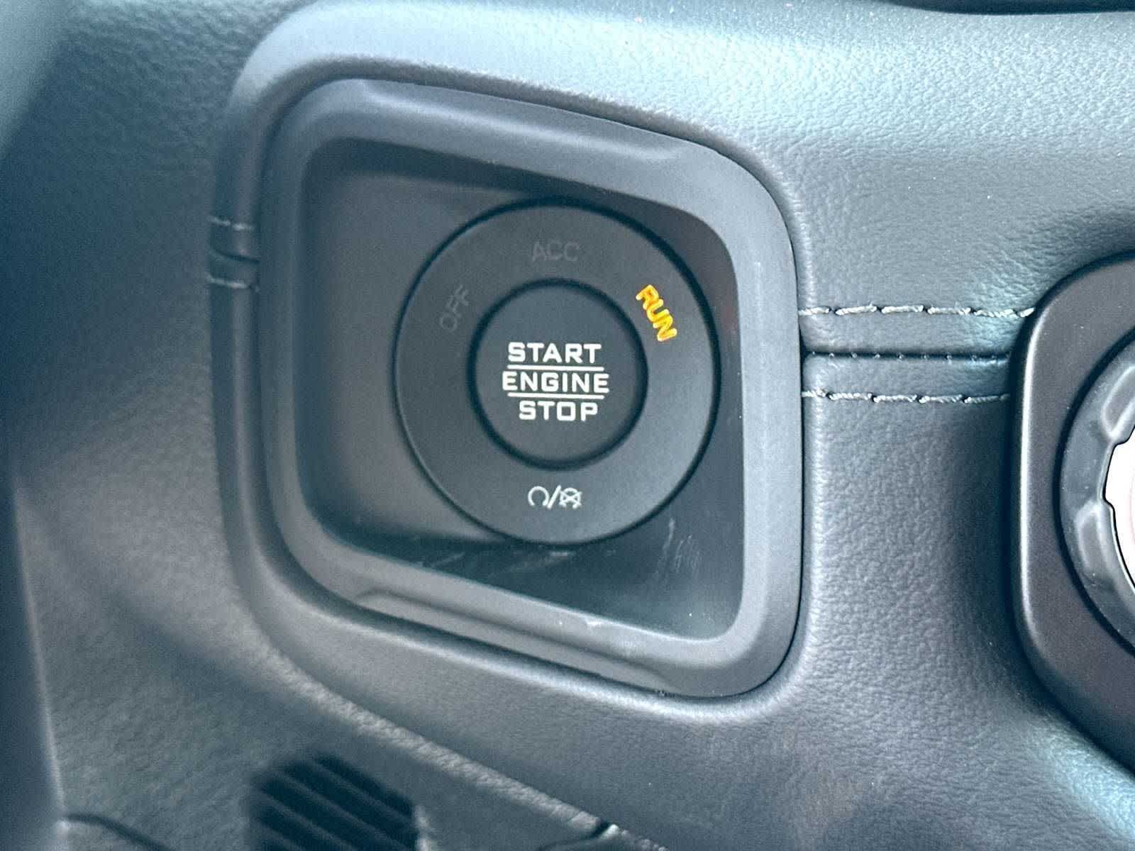 Thumbnail: 2026 Jeep Gladiator - 29