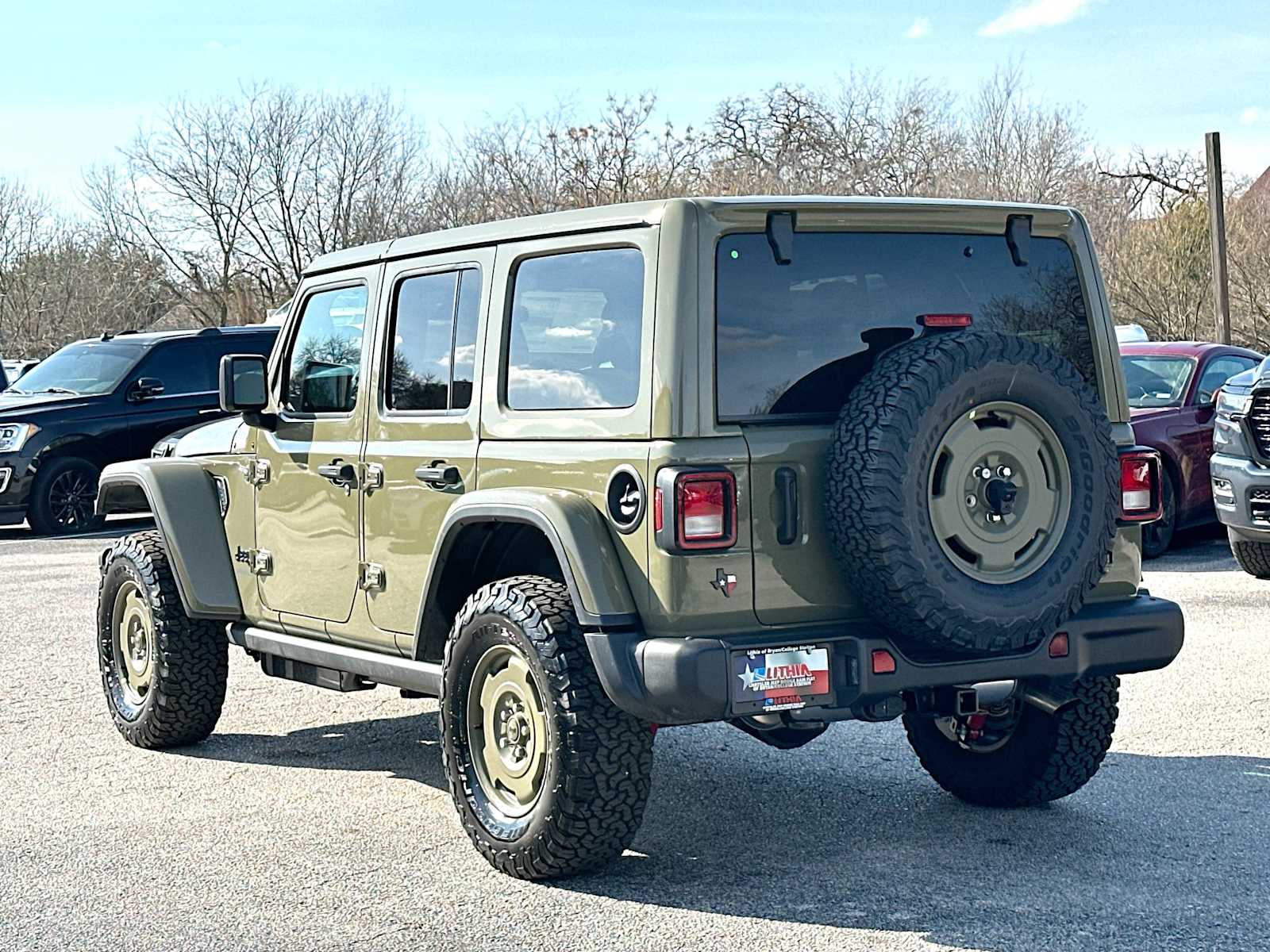 Thumbnail: 2026 Jeep Wrangler - 13