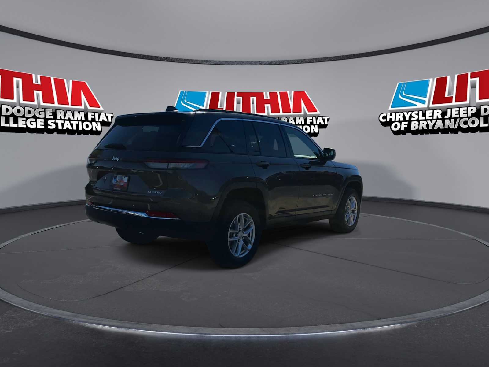 Thumbnail: 2025 Jeep Grand Cherokee - 8