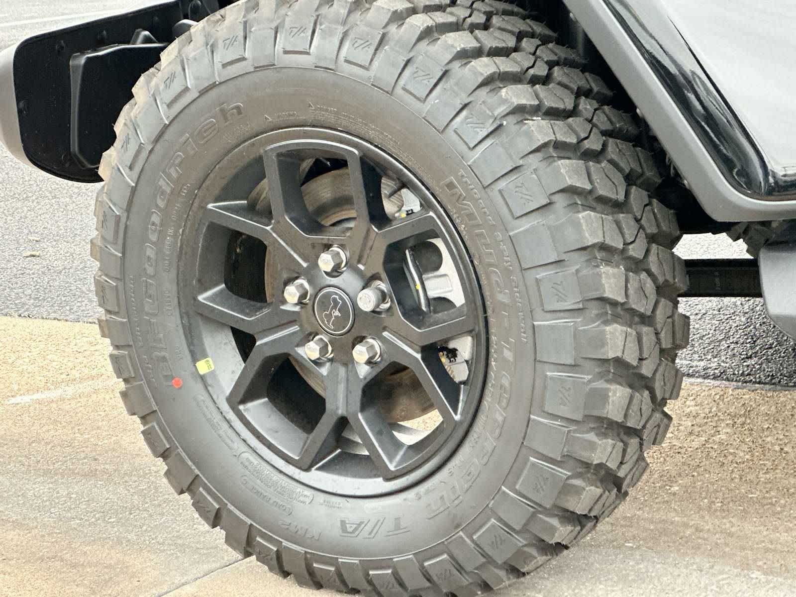 Thumbnail: 2026 Jeep Gladiator - 11