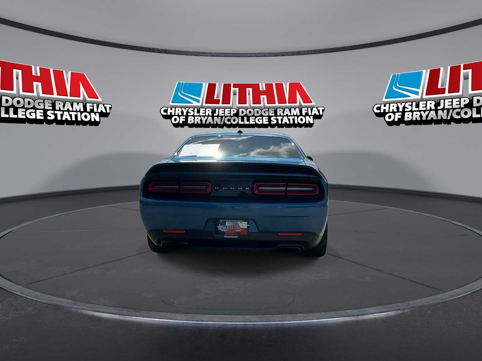 Thumbnail: 2022 Dodge Challenger - 7