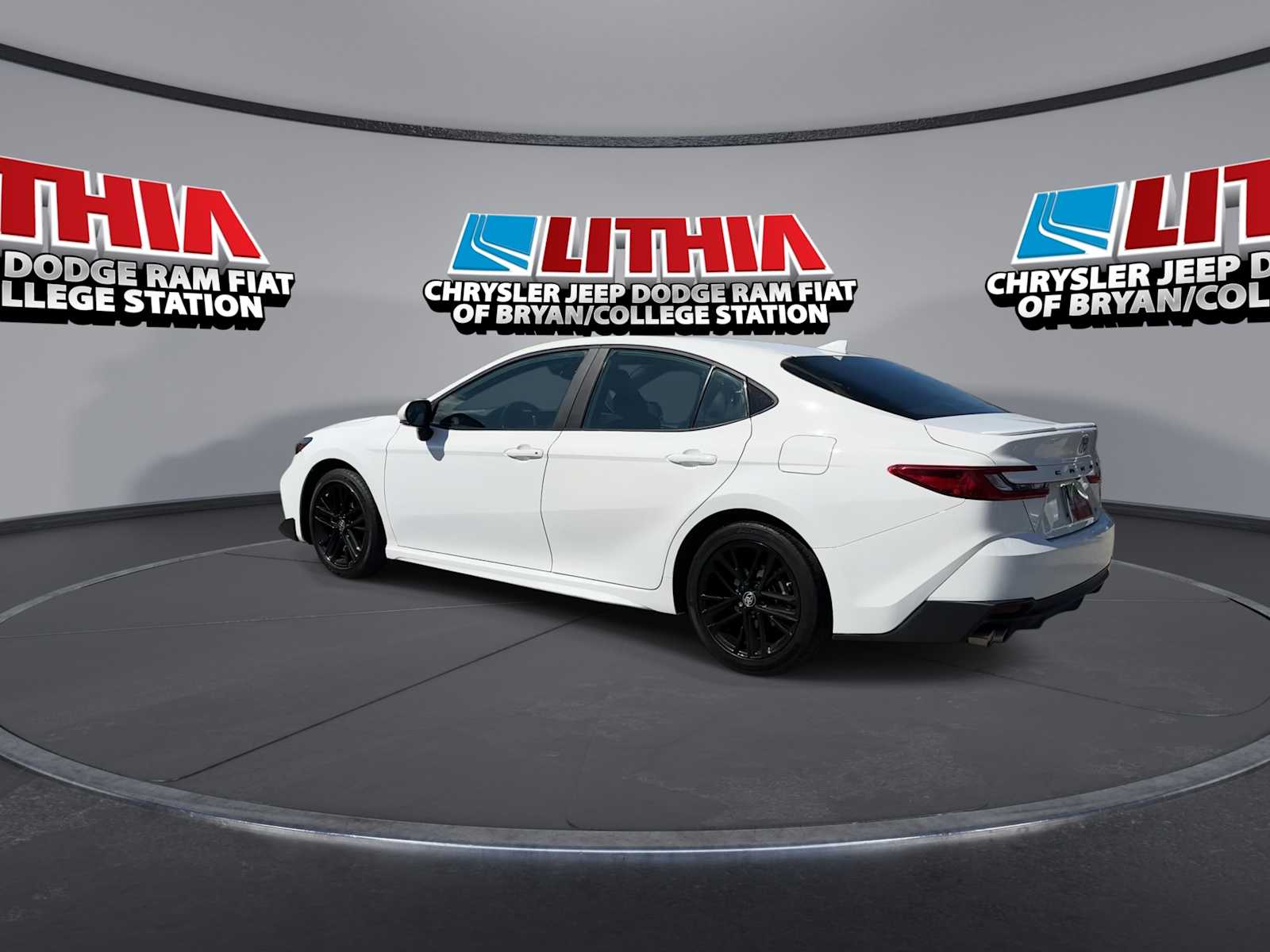 Thumbnail: 2025 Toyota Camry - 6