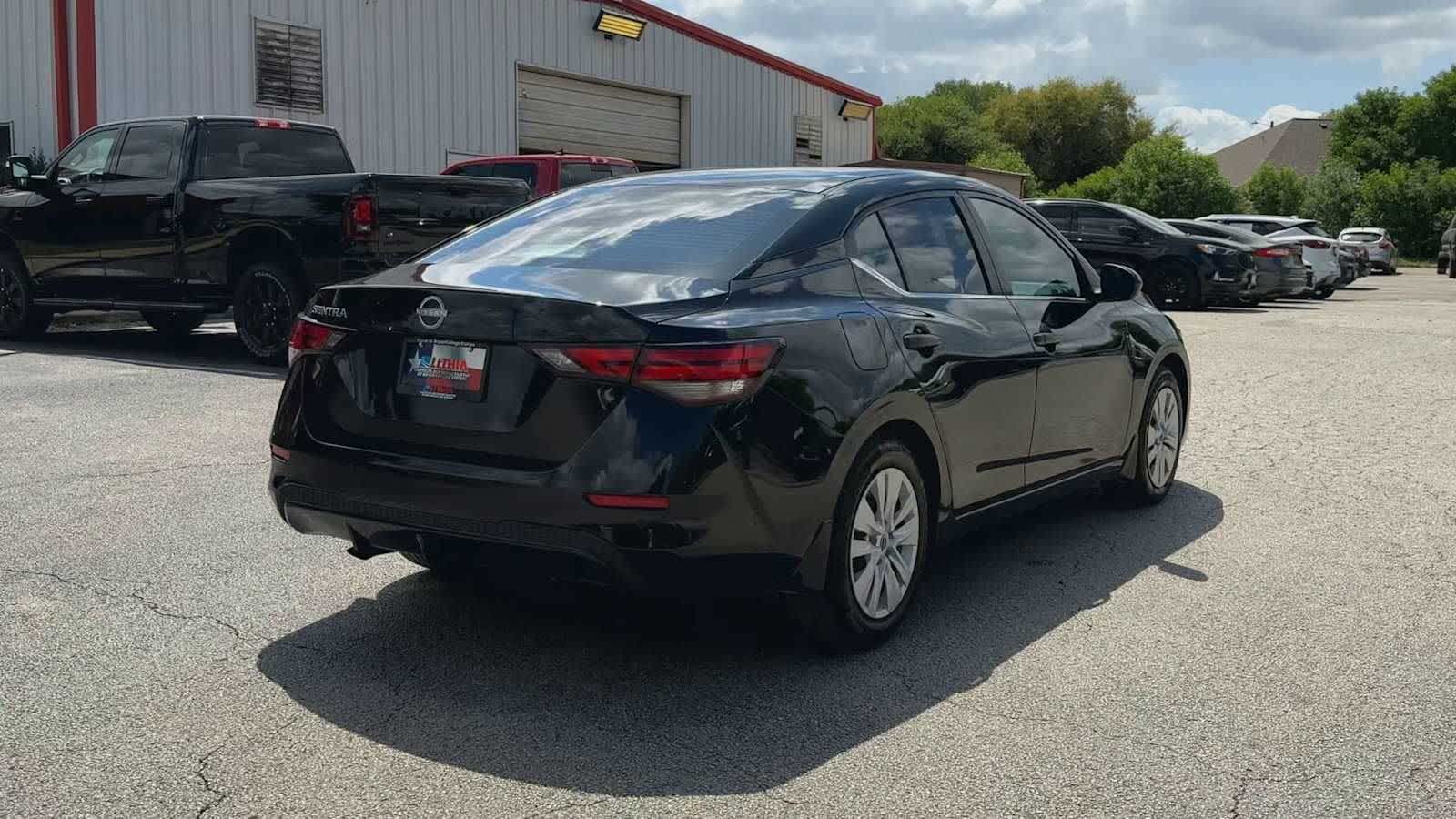 Thumbnail: 2024 Nissan Sentra - 8