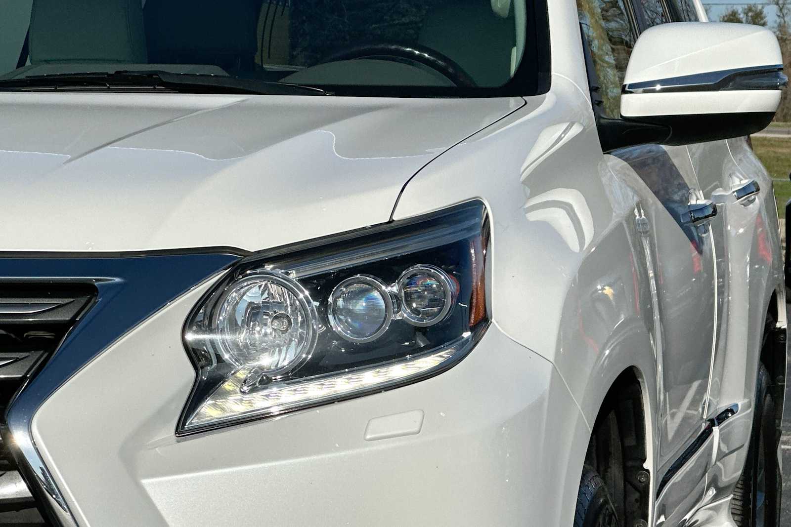 Thumbnail: 2019 Lexus GX - 16