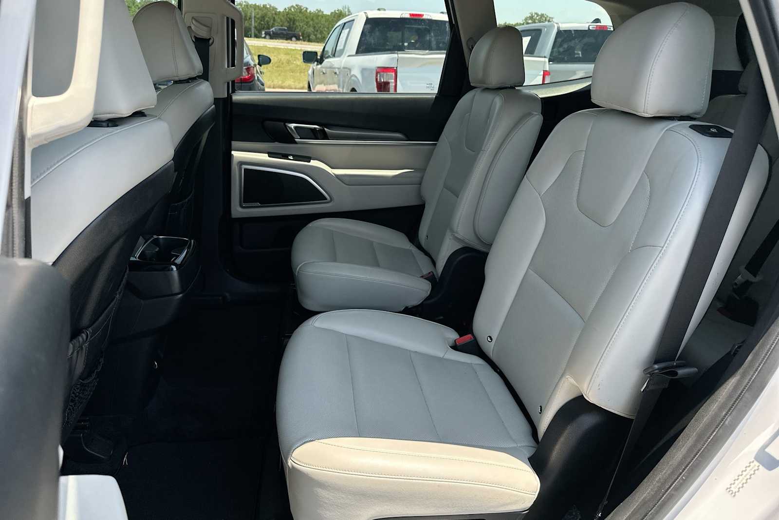 2021 Kia Telluride S 23