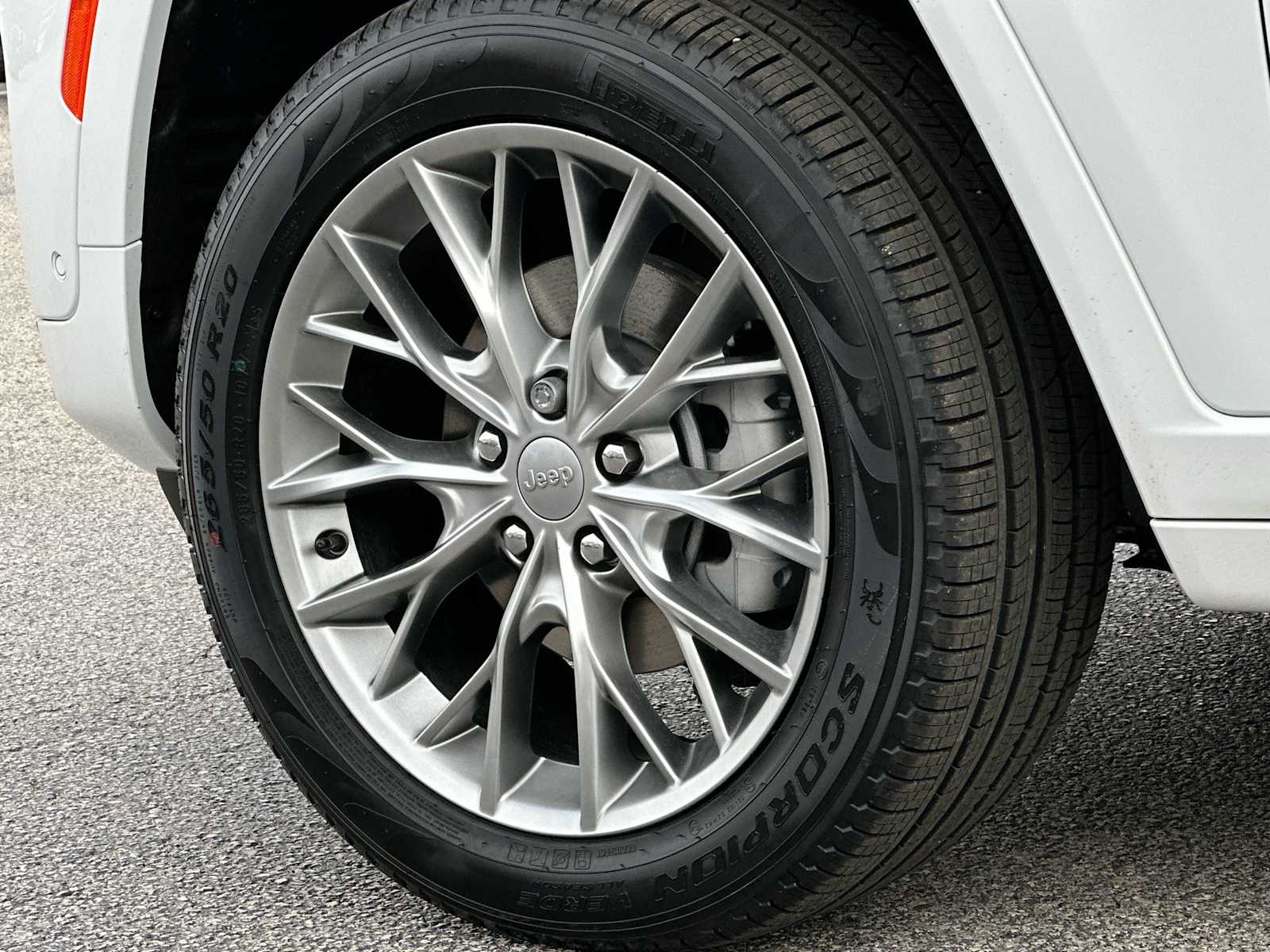 Thumbnail: 2025 Jeep Grand Cherokee - 11