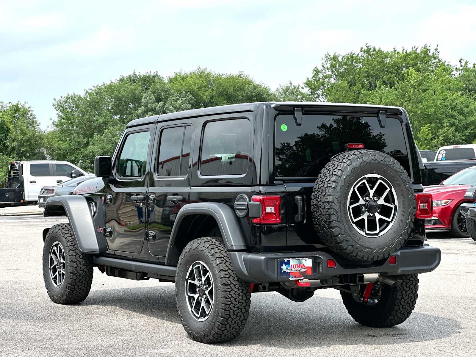 Thumbnail: 2026 Jeep Wrangler - 13