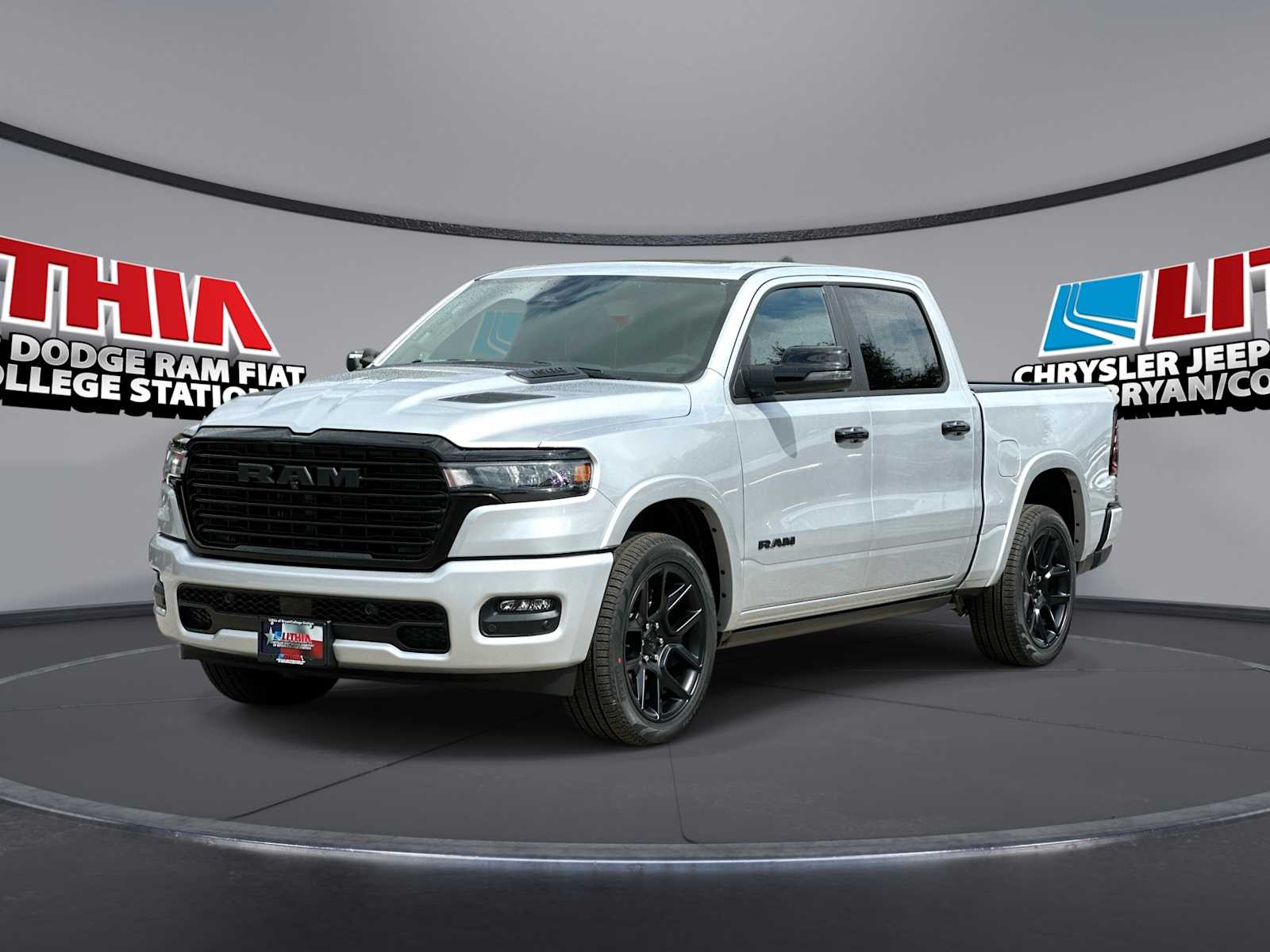 2027 Ram 1500 LARAMIE CREW CAB 4X4 Pickup