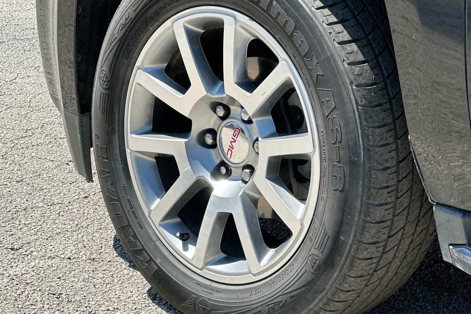 2018 GMC Yukon XL Denali 11