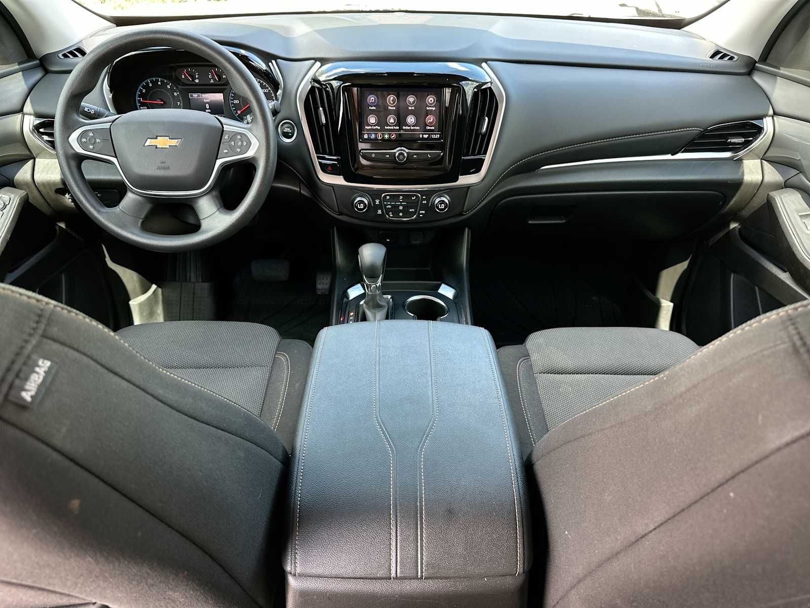 Thumbnail: 2021 Chevrolet Traverse - 25