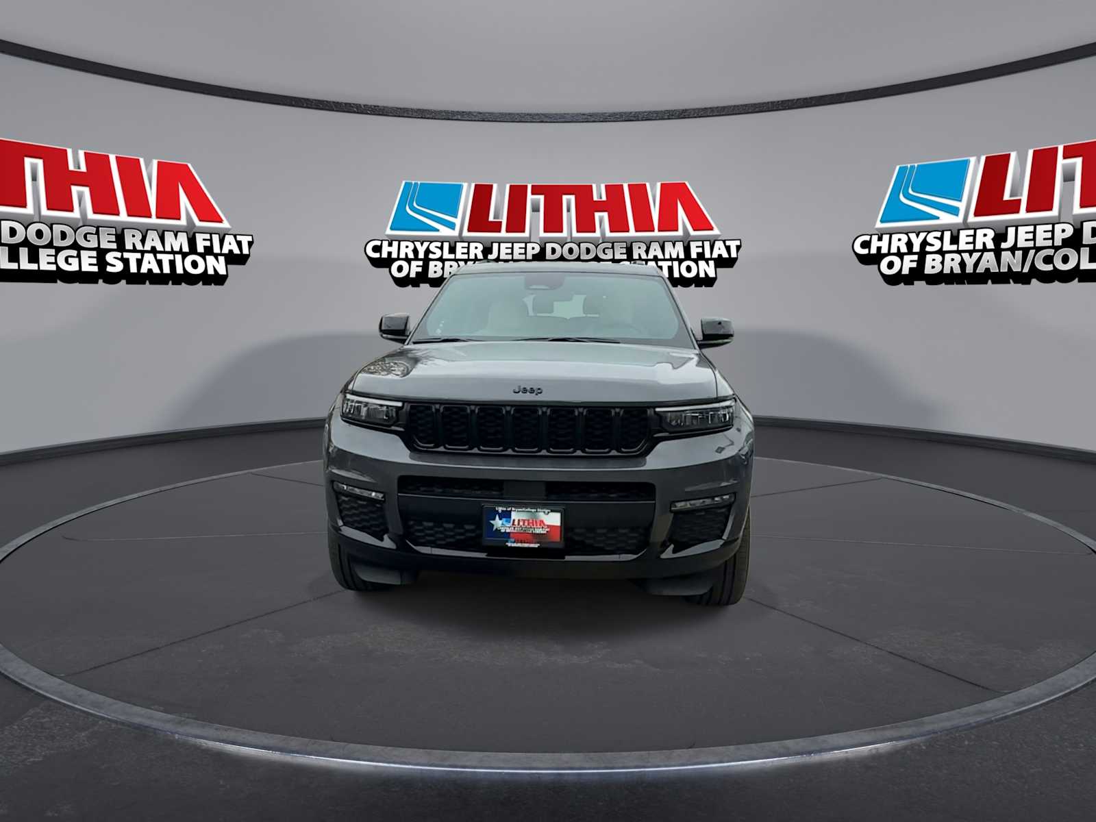 Thumbnail: 2025 Jeep Grand Cherokee - 3